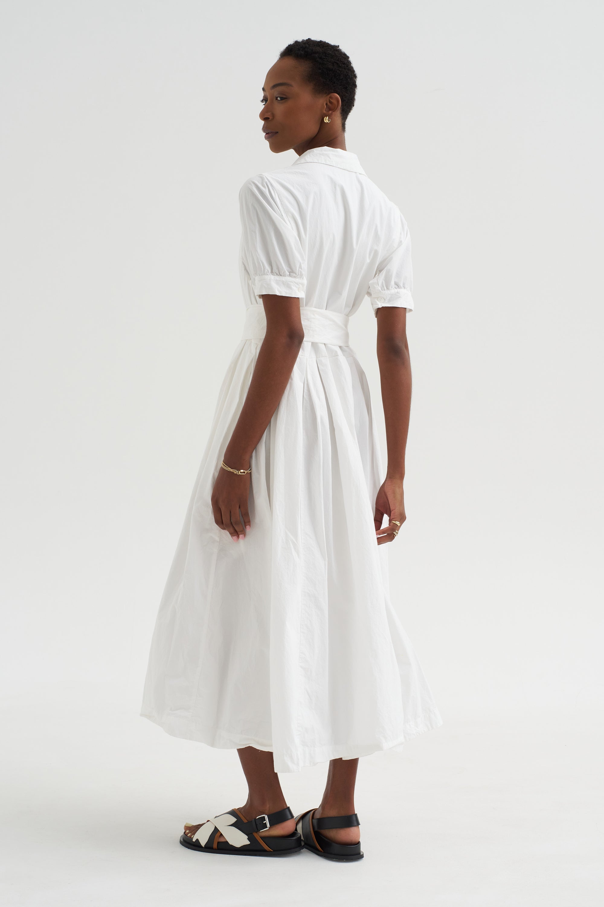 Mina Dress, White – Kick Pleat