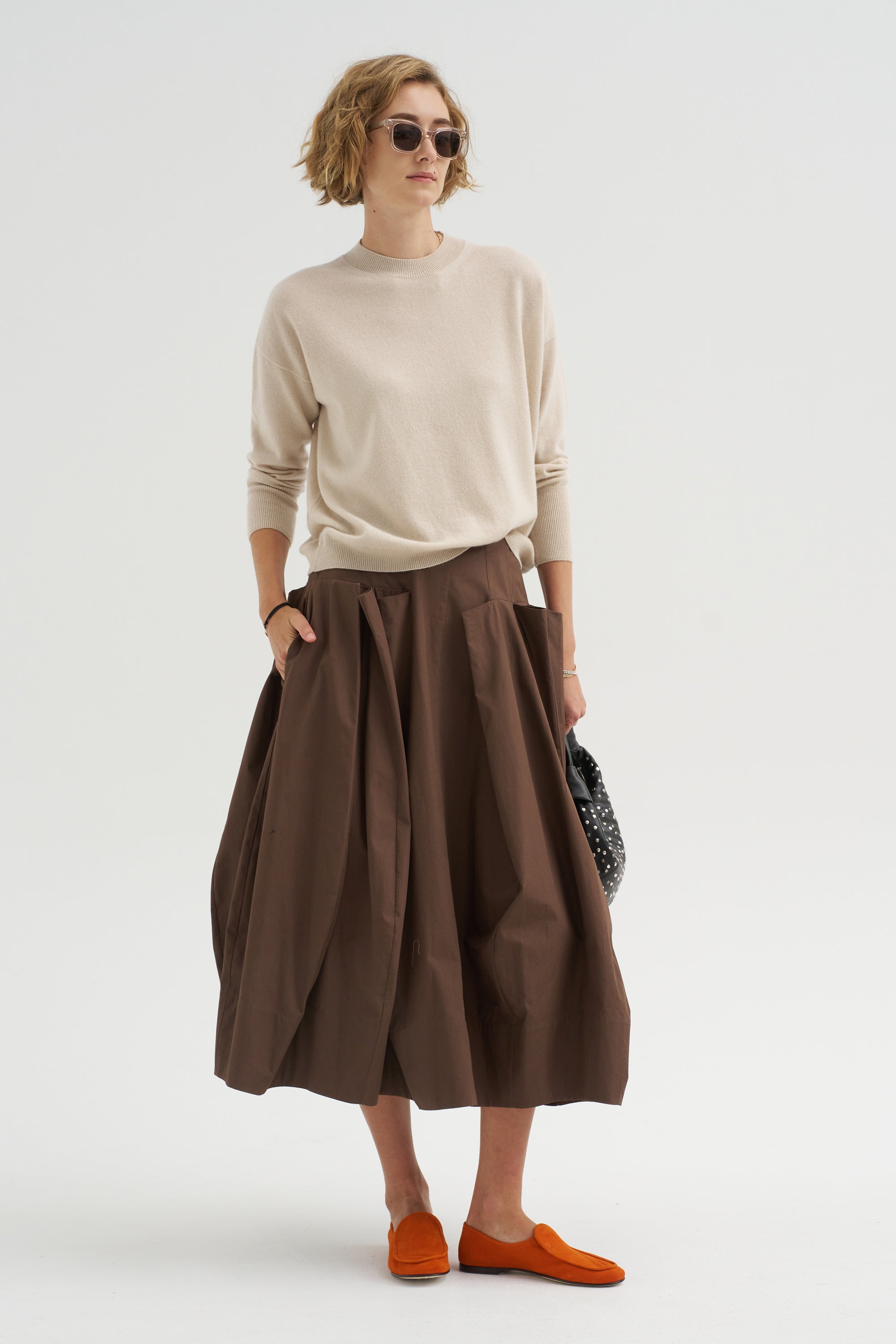 Rina Pulli, Almond