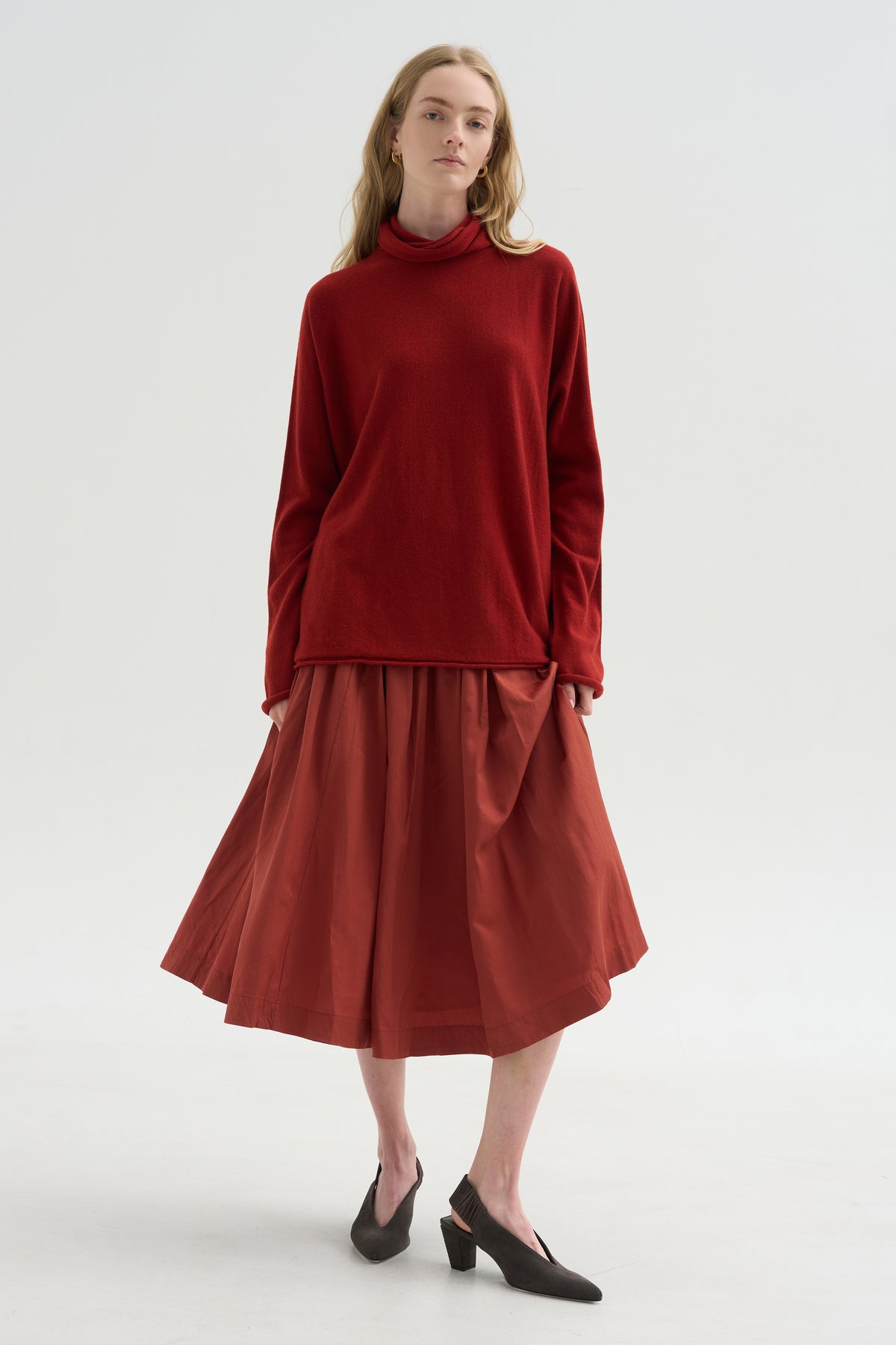 Bb Pleat Skirt, Brick