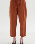 Tippy Pant, Brick