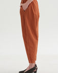Tippy Pant, Brick