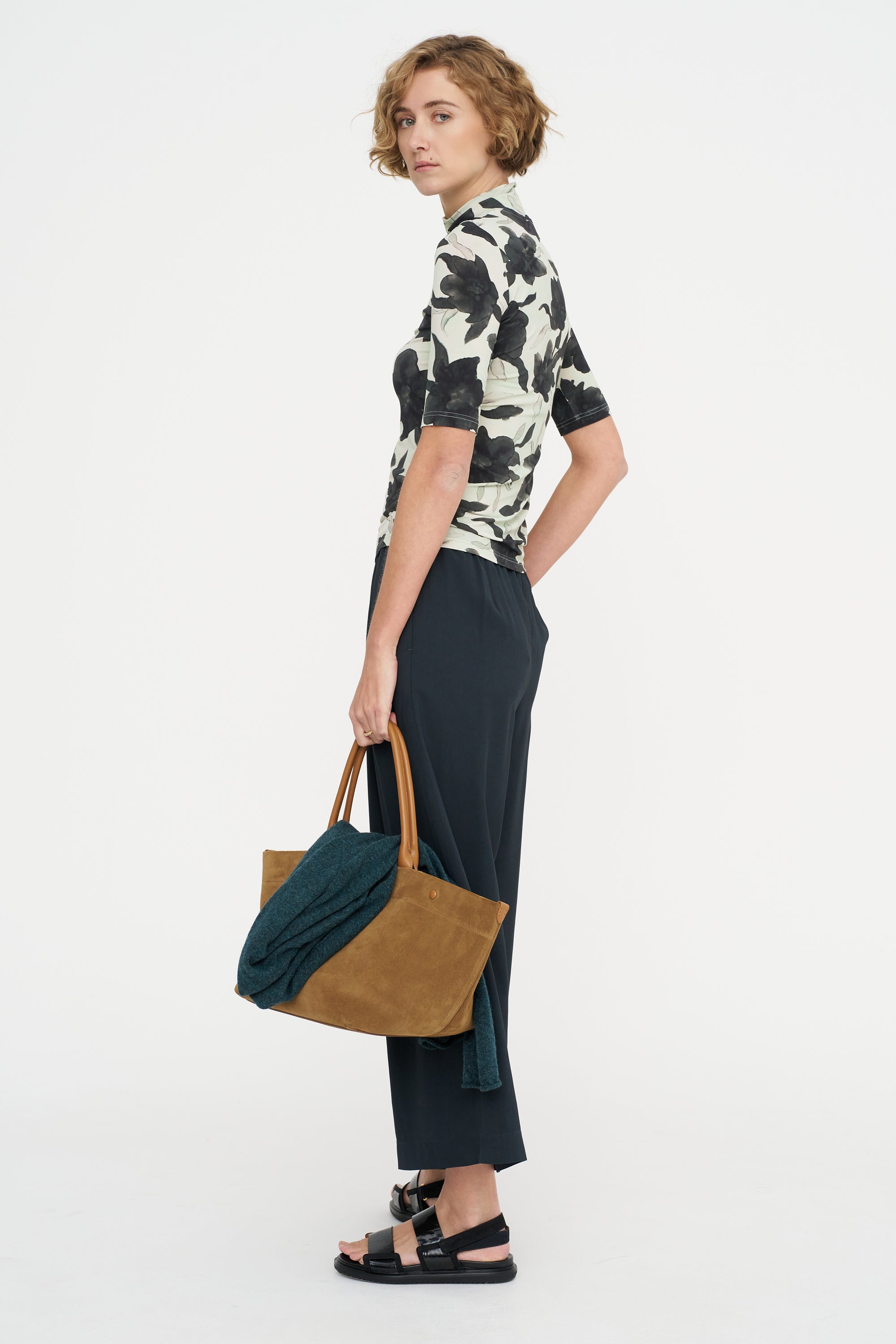 Tarie Top, Mint Hellebore