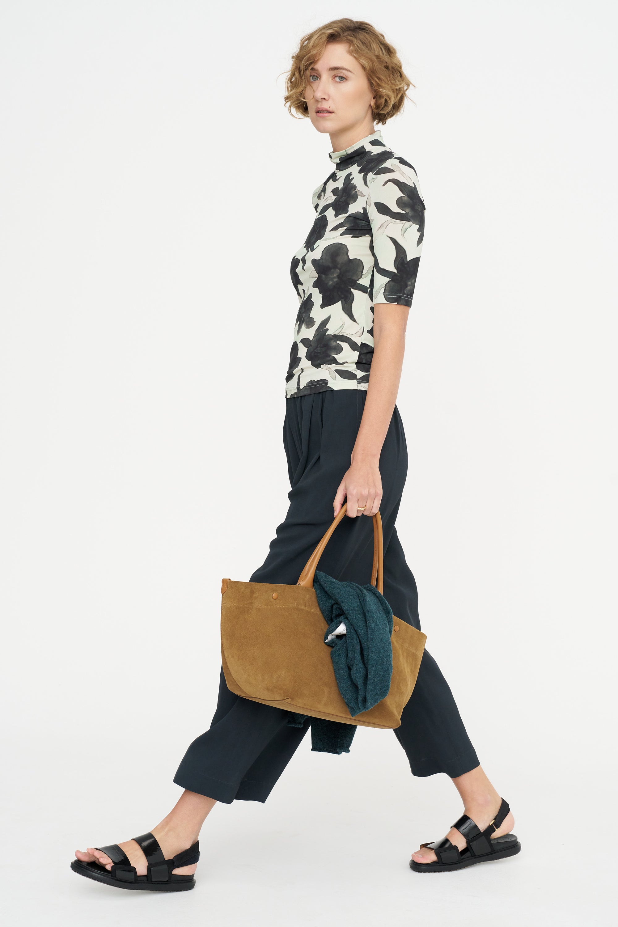 Tarie Top, Mint Hellebore