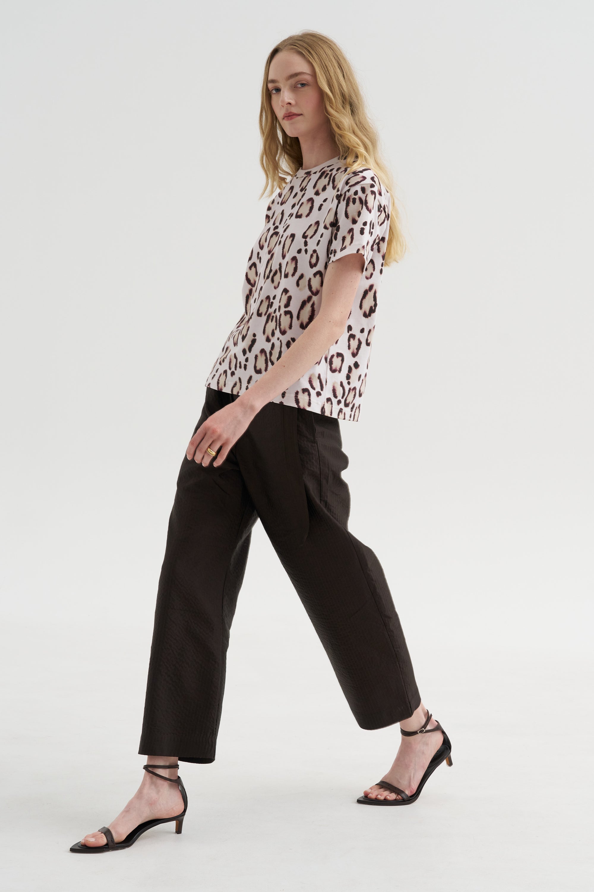 Taldia - Cotton T-Shirt, Blush Panthera