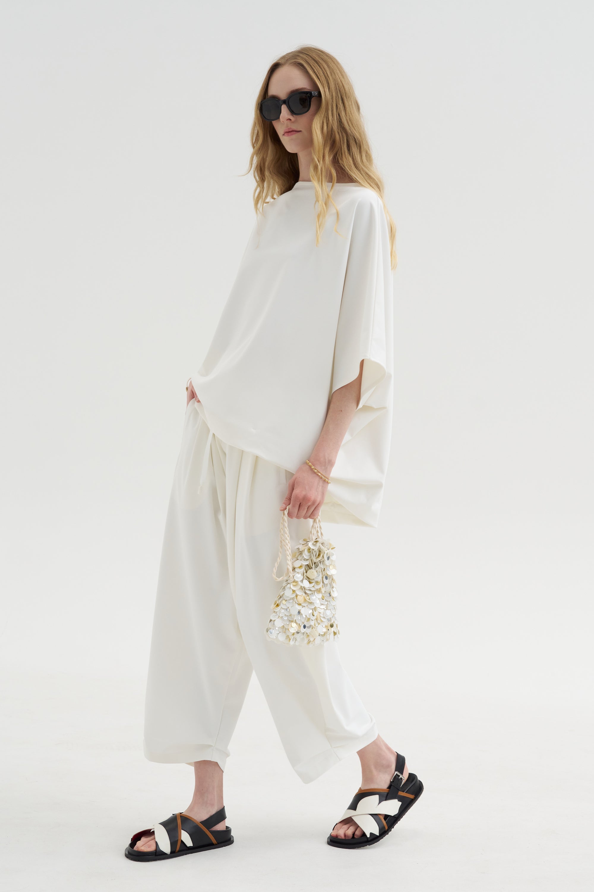 Nikita - Hexagon Top, White