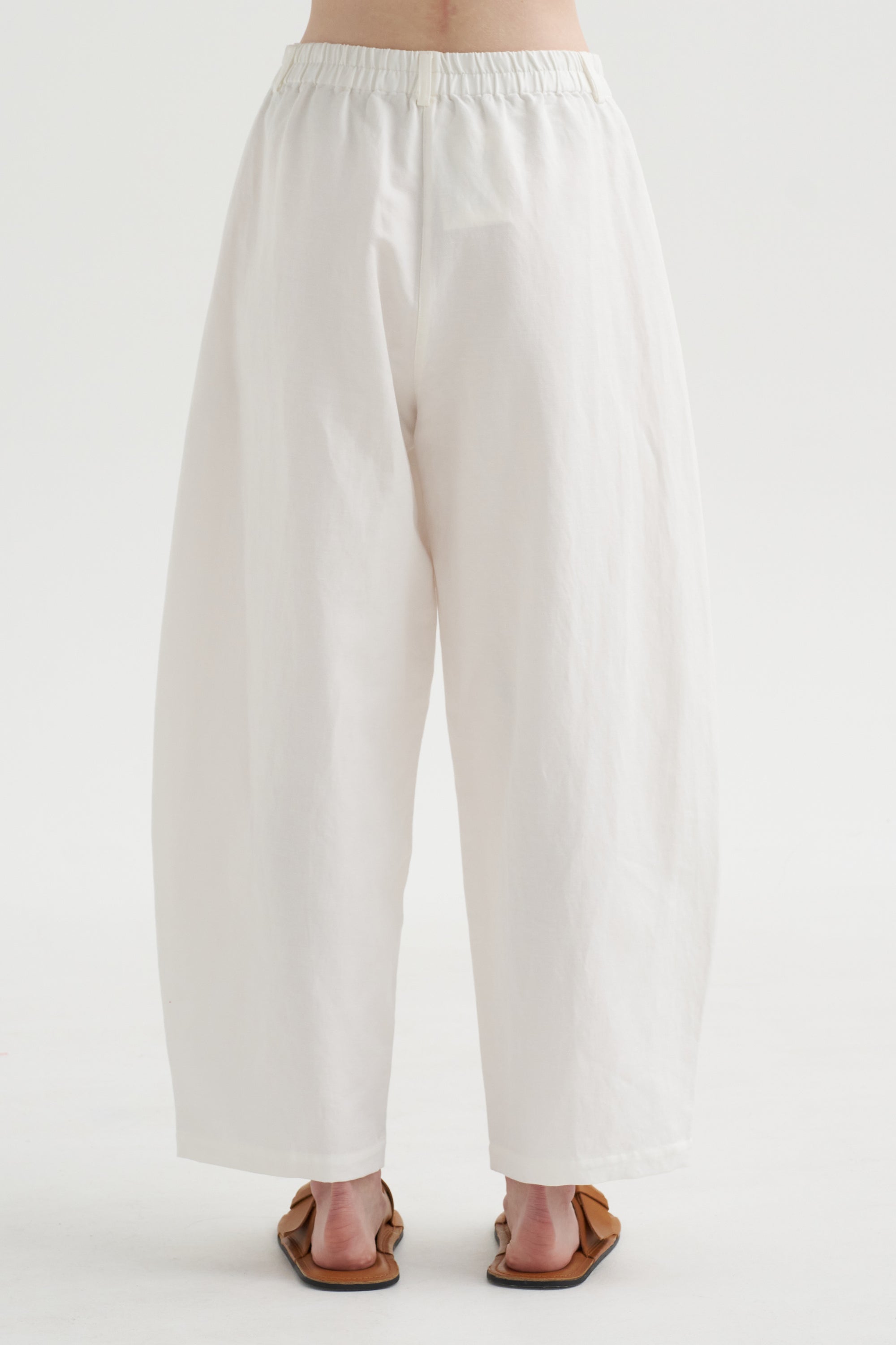 Cotton &amp; Linen Curved Pants, White