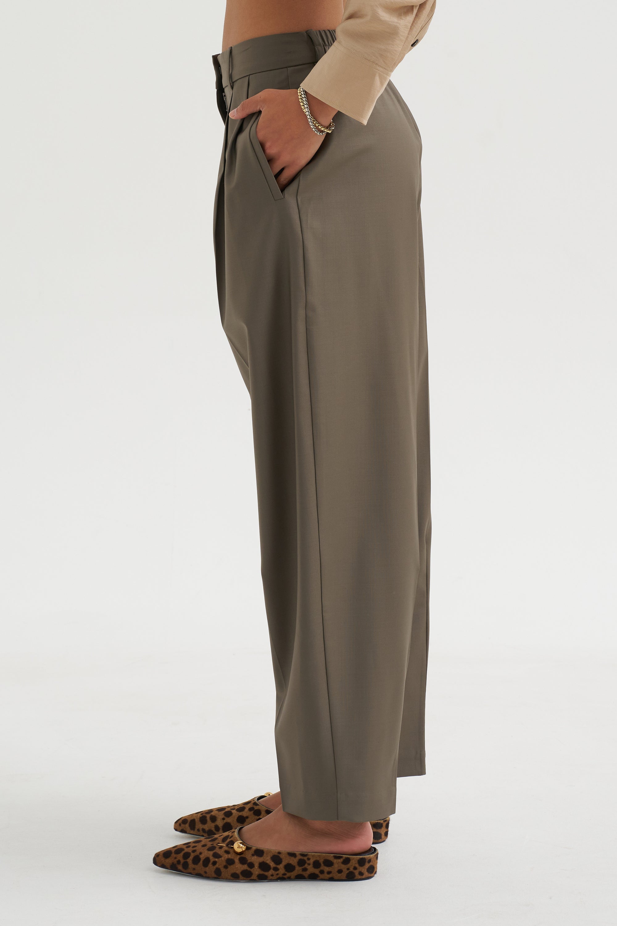 Virgin Wool Masculine Barrel Pants, Taupe