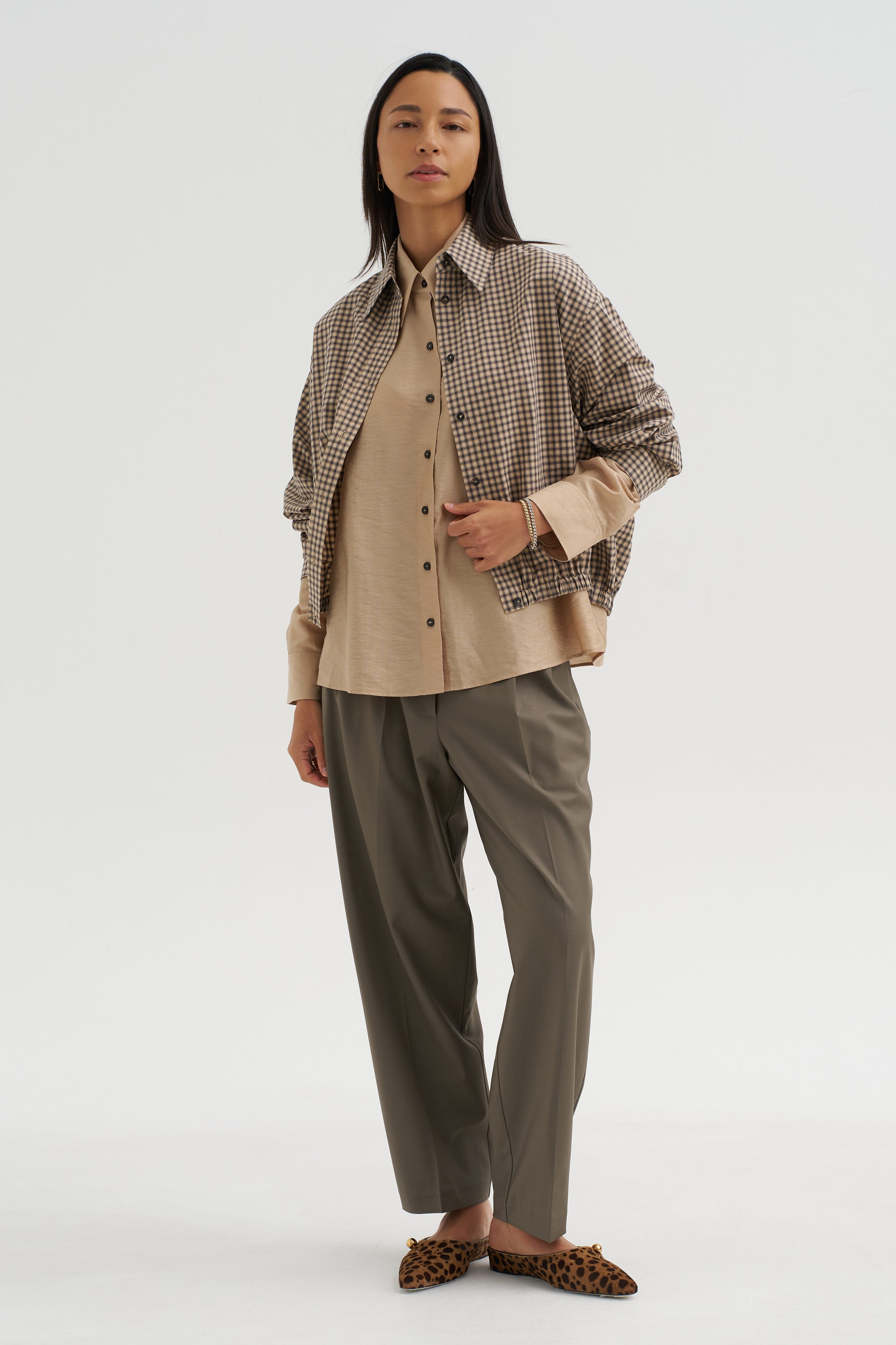 Virgin Wool Masculine Barrel Pants, Taupe