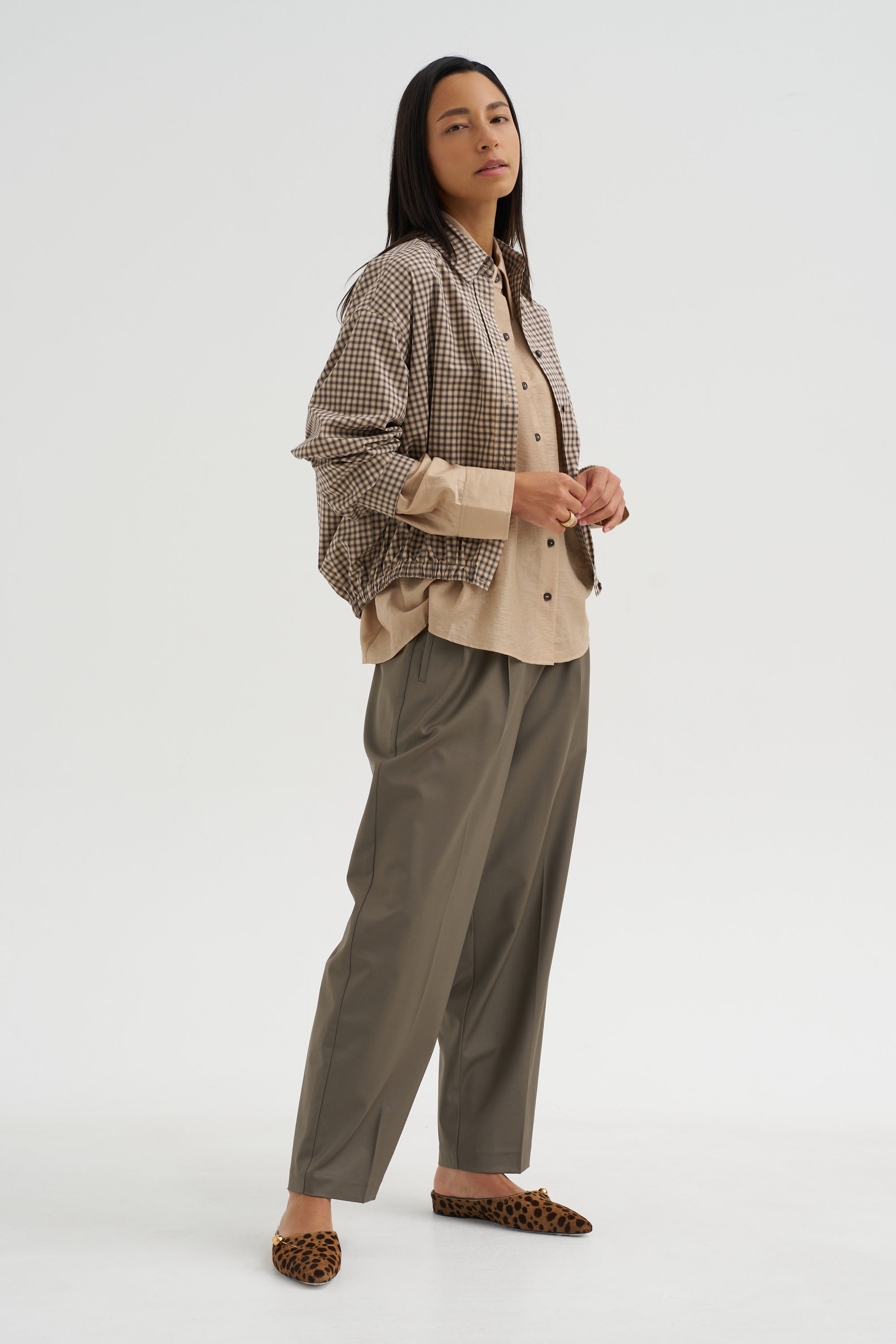 Virgin Wool Masculine Barrel Pants, Taupe