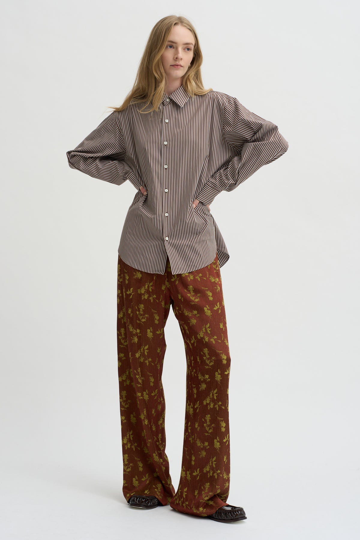 Floral Jacquard Pull On Pants, Rust
