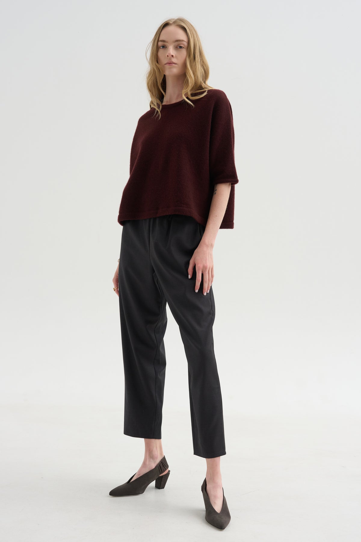 Crewneck Short Sleeve Knit Top, Bakelite
