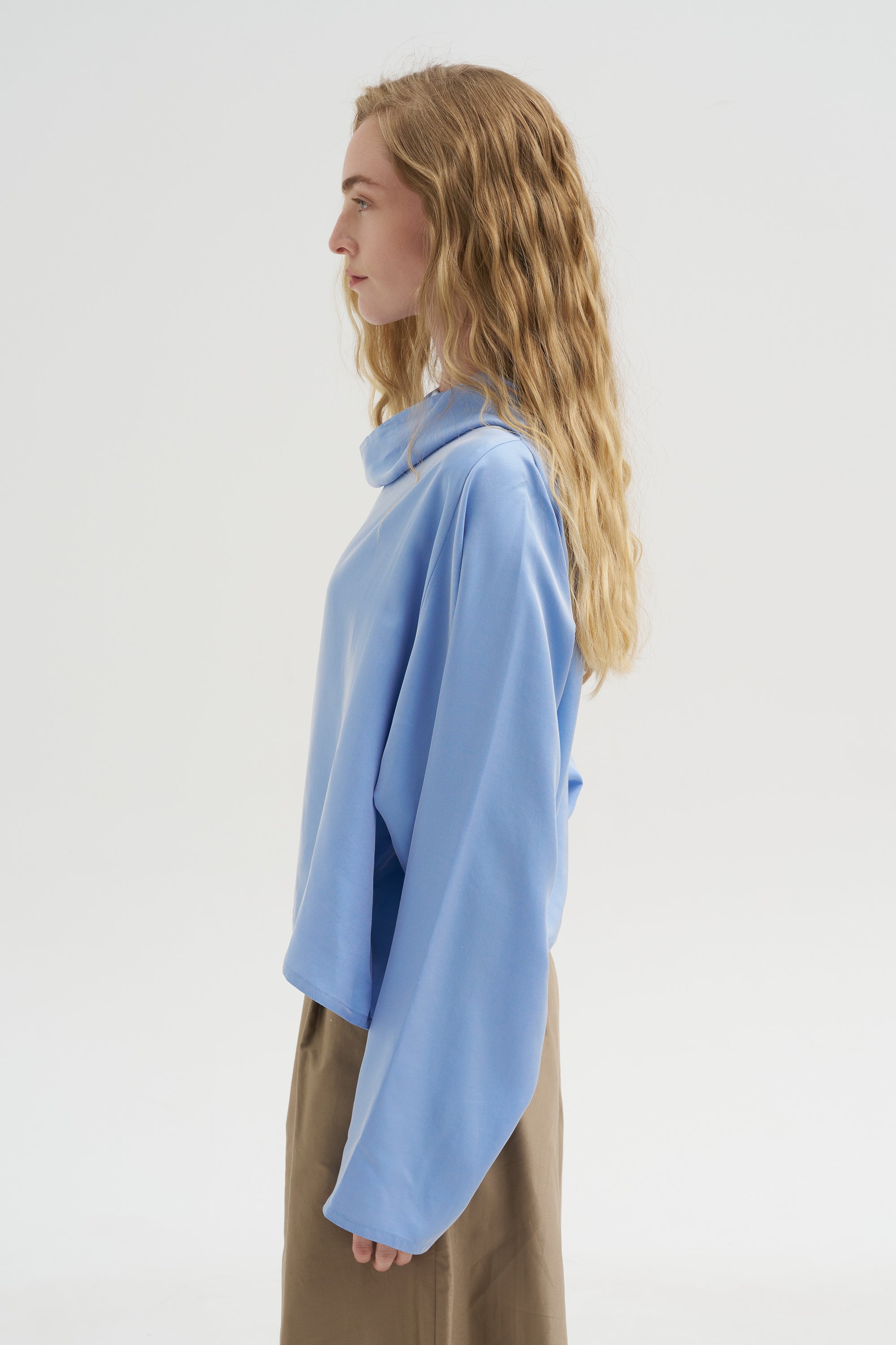 Batwing Turtleneck Oversized Shirt, Cielo