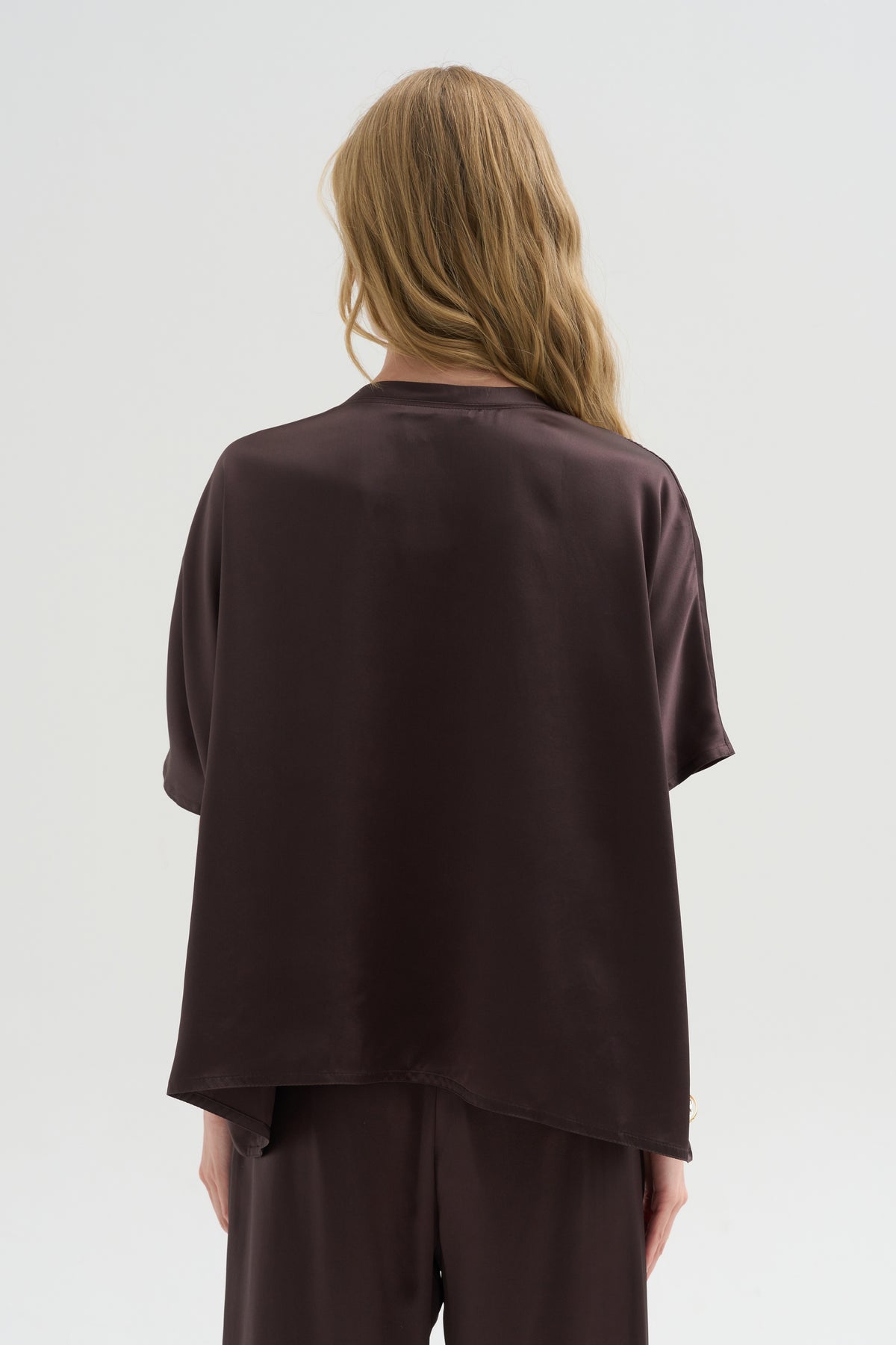 Easy T-shirt Crepe Satin, Black Wood
