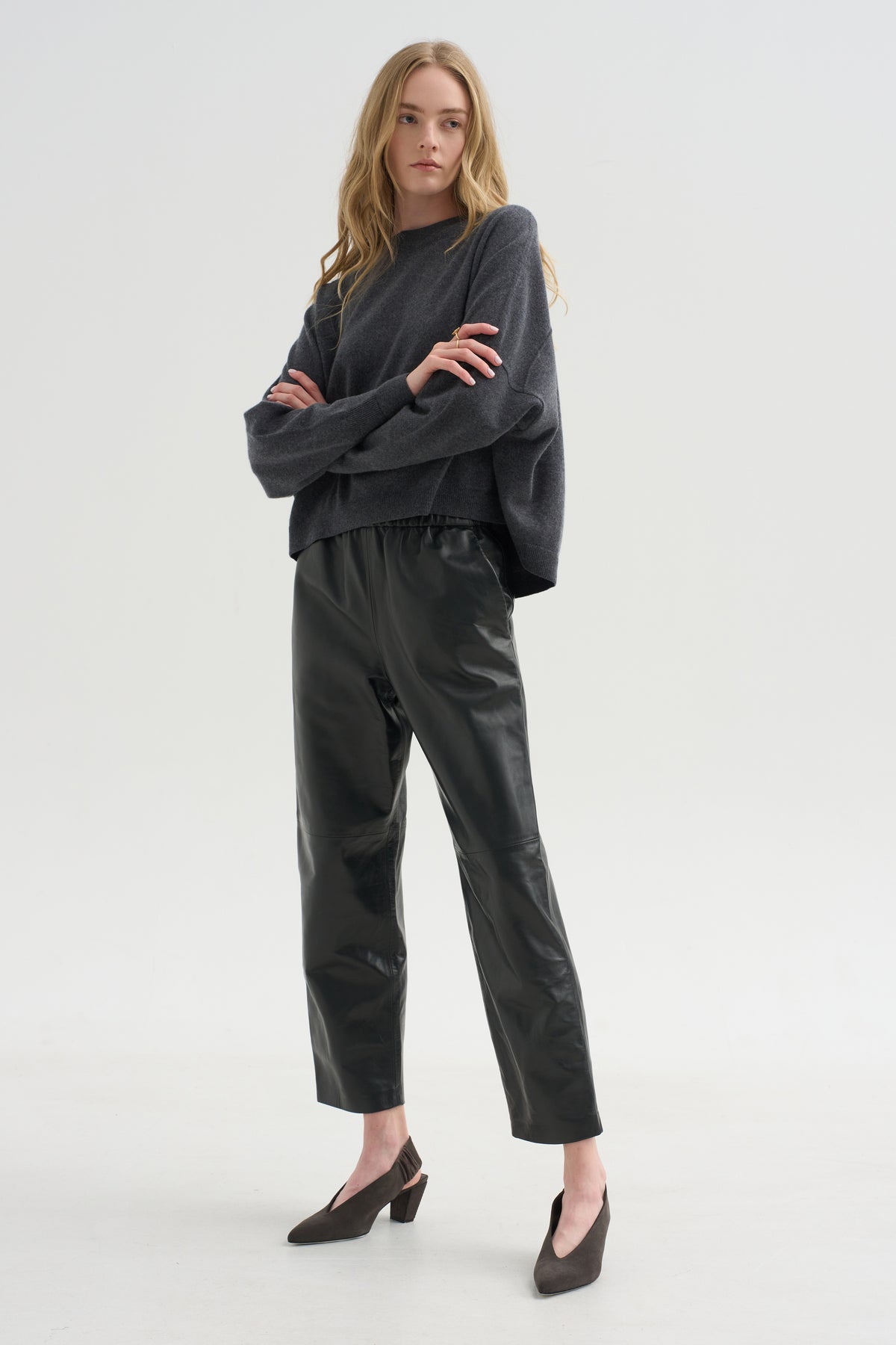 Carrot Pants Nappa, Charcoal