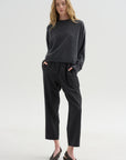 Iconic Crewneck Sweater, Titanio