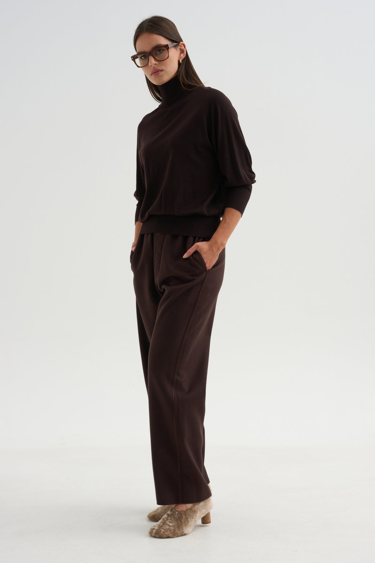 Turtleneck Raglan Sweater, Chocolate
