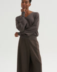 V-Neck Blause Sweater, Dark Taupe