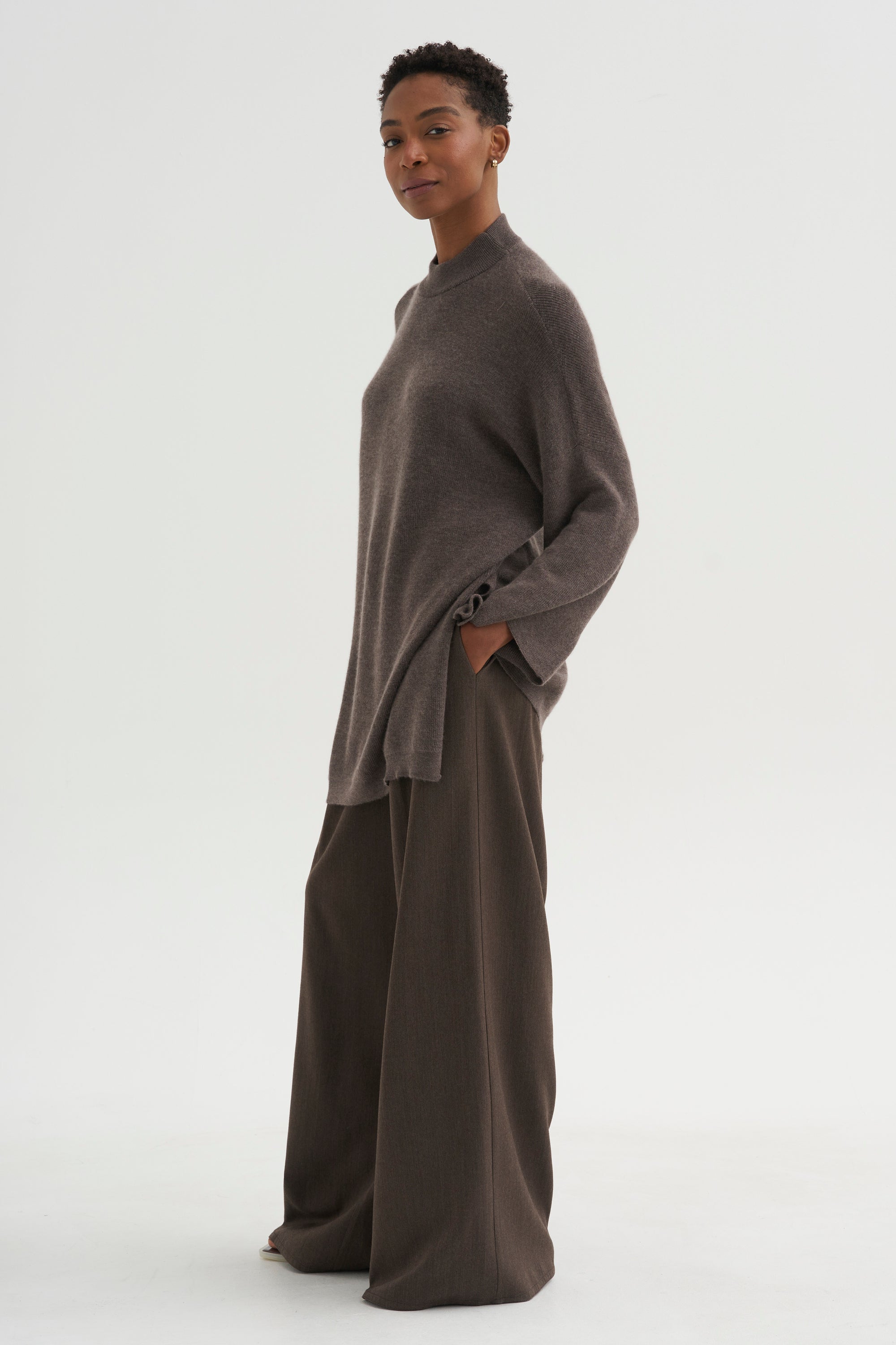 Boxy Crewneck Sweater, Dark Taupe