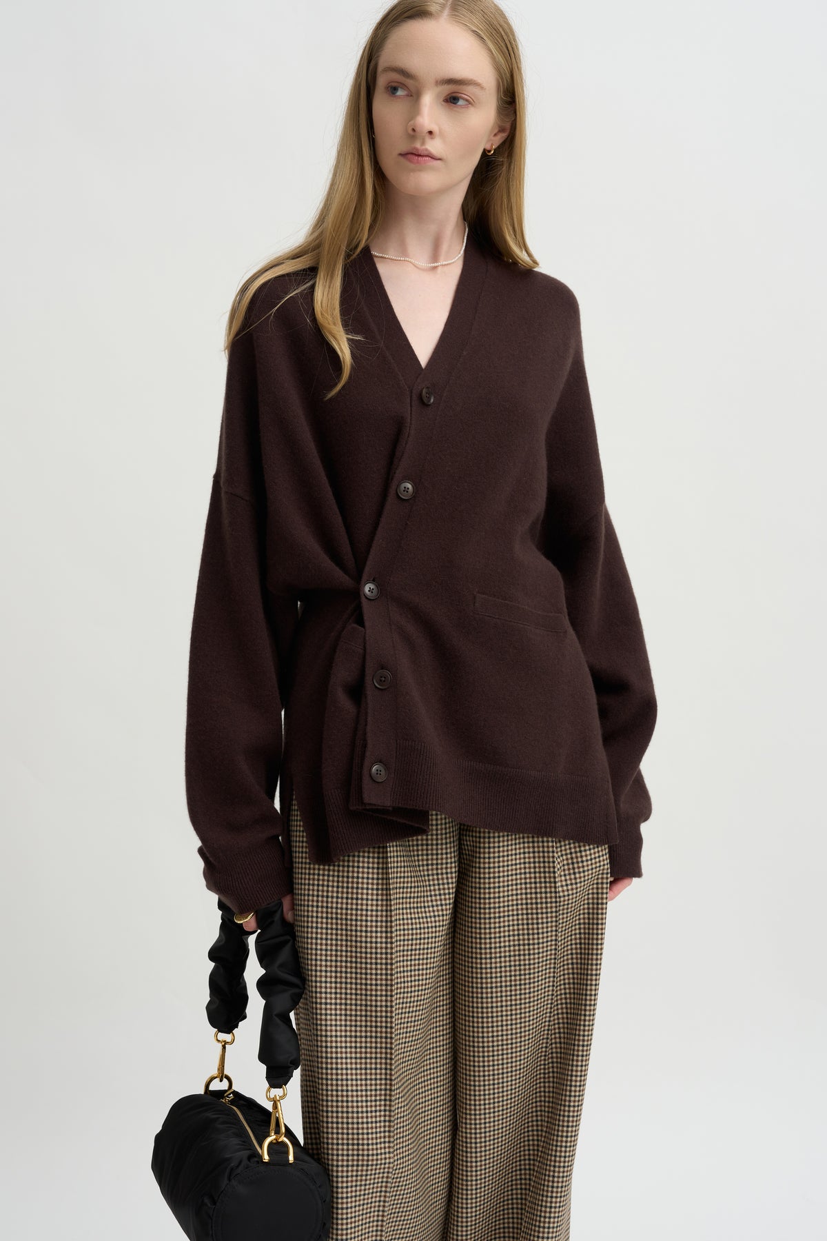 Nº24 Tokio, Dark Brown