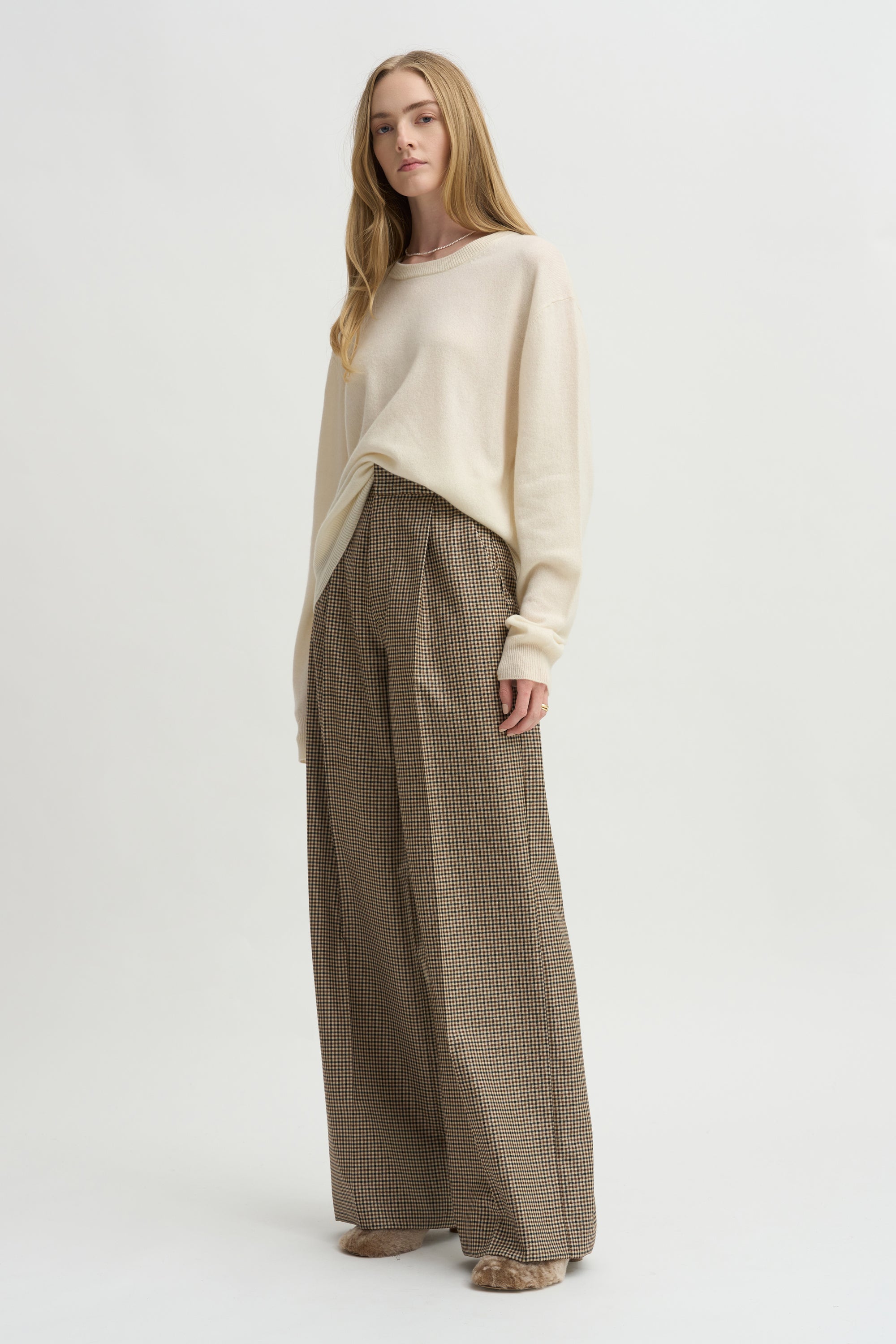 Nº397 Bis, Cream