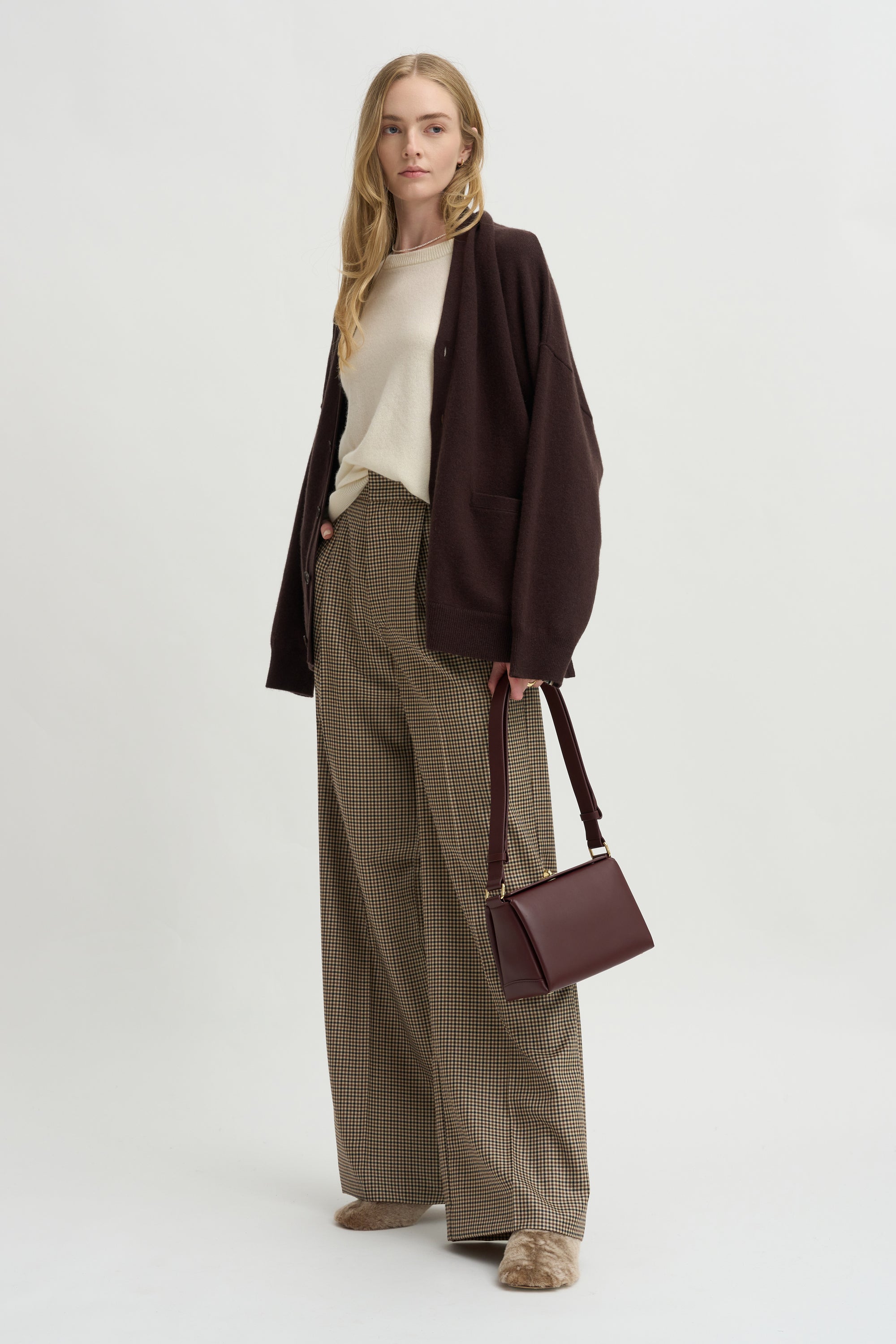 Nº397 Bis, Cream