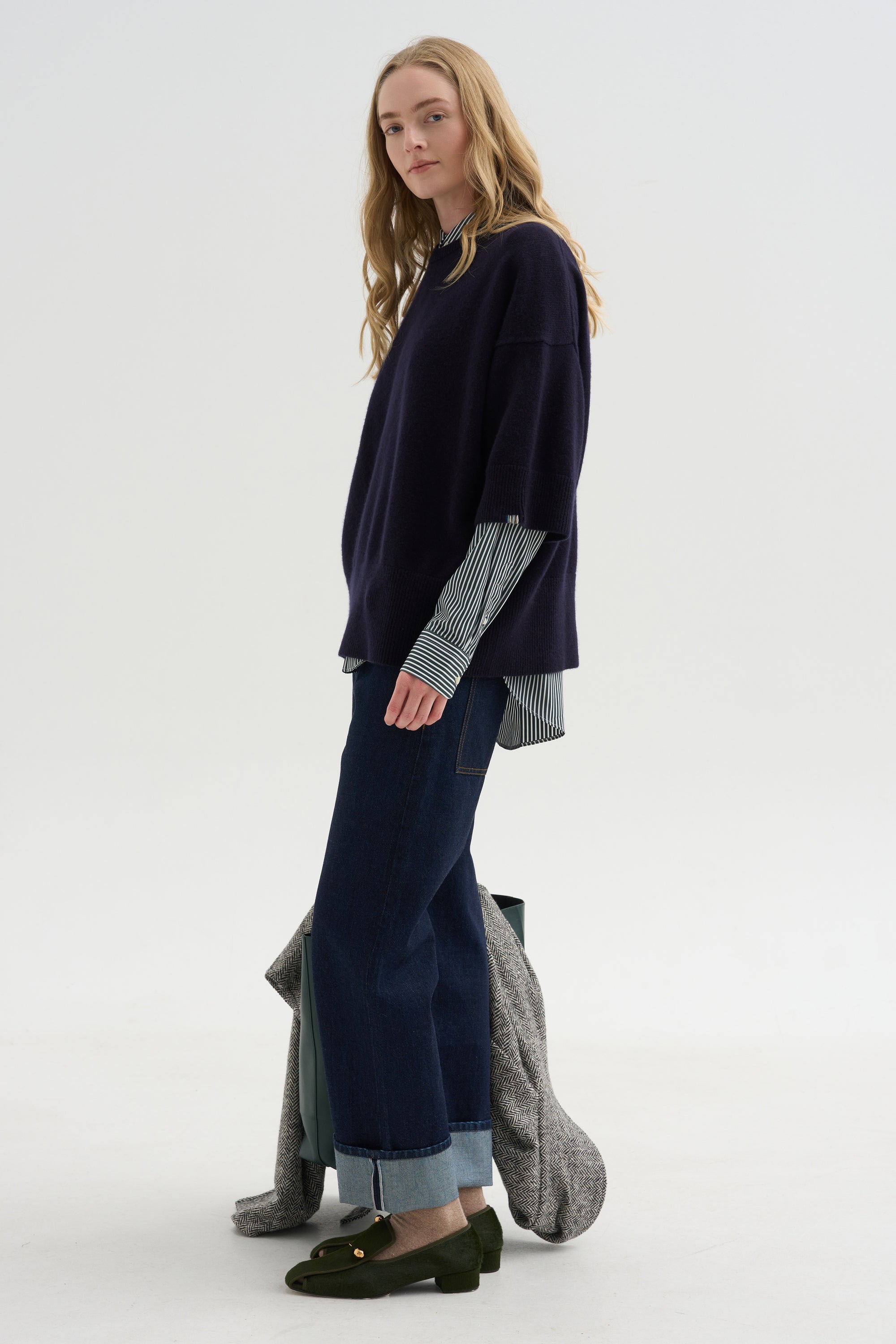 N°433 Sassie, Navy