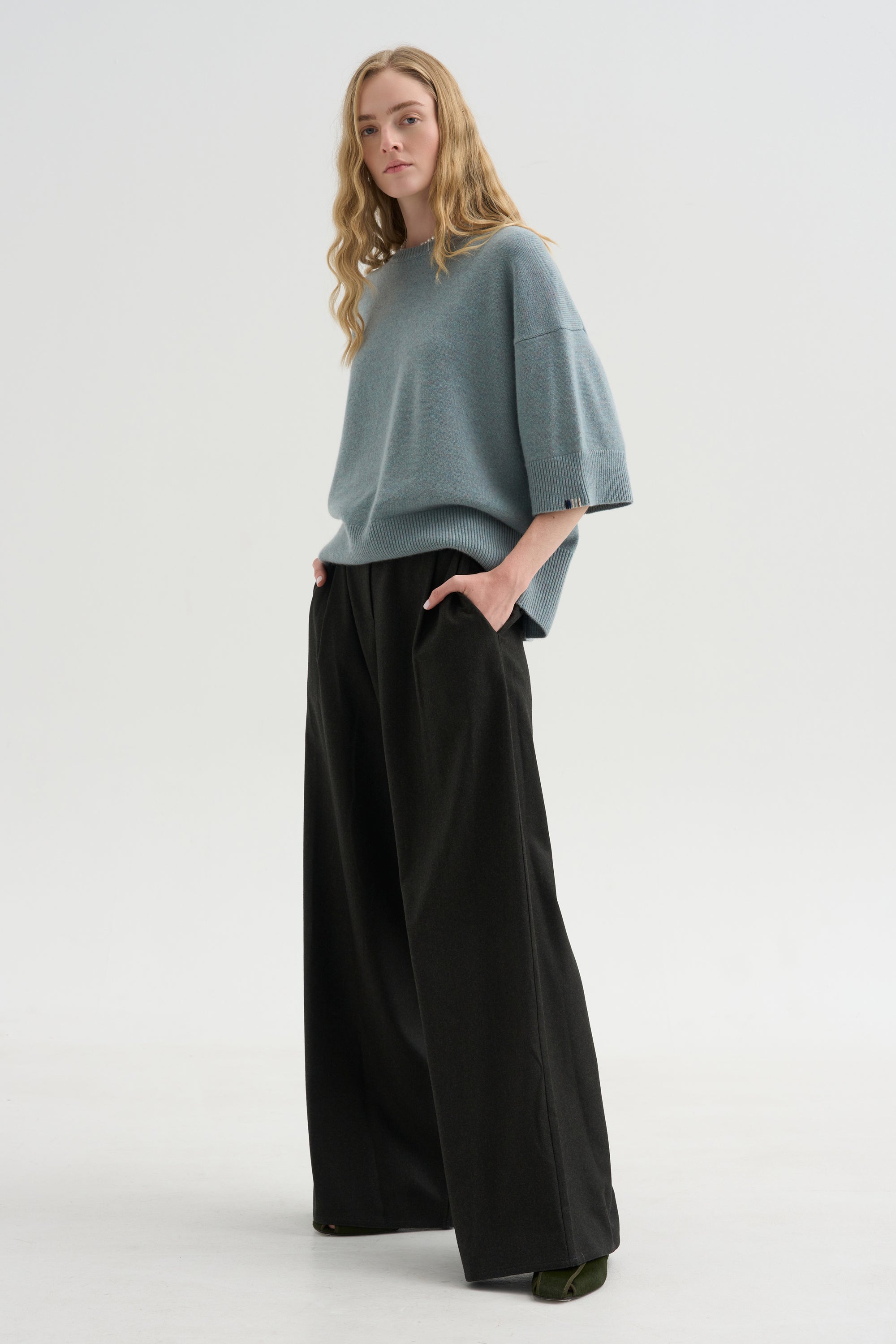 N°433 Sassie, Mermaid