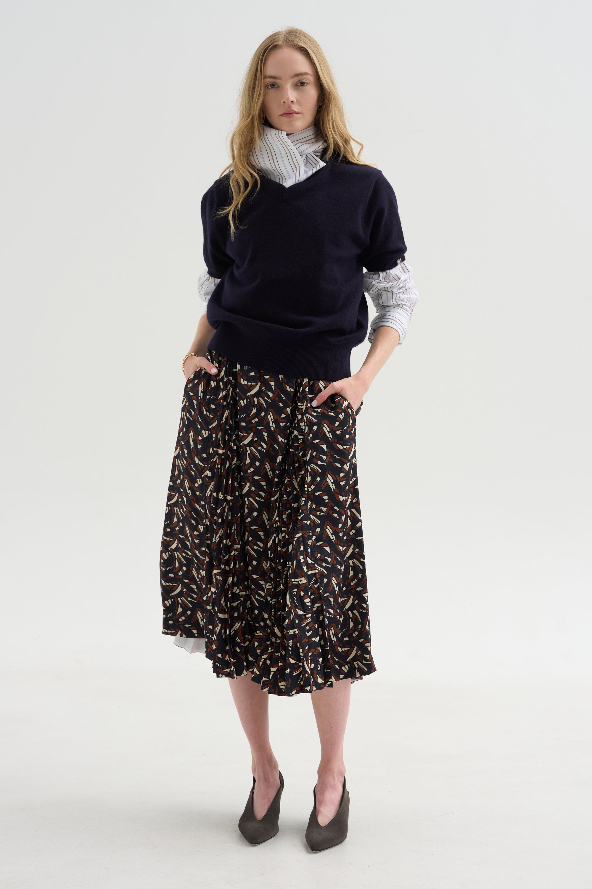 N°490 Martina, Navy
