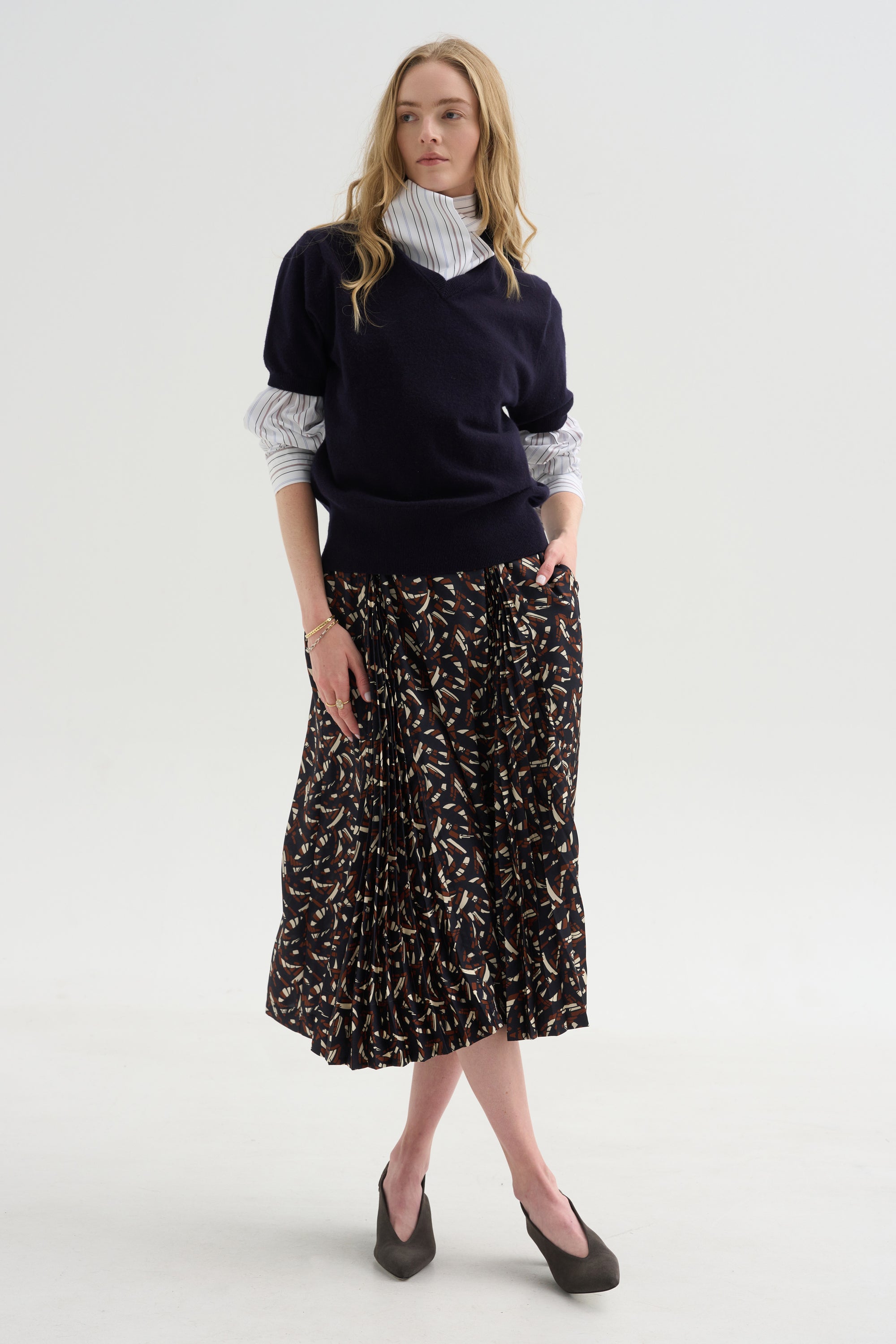 N°490 Martina, Navy