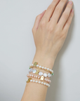 Fantasma Oval Pearl, Yellow Gold