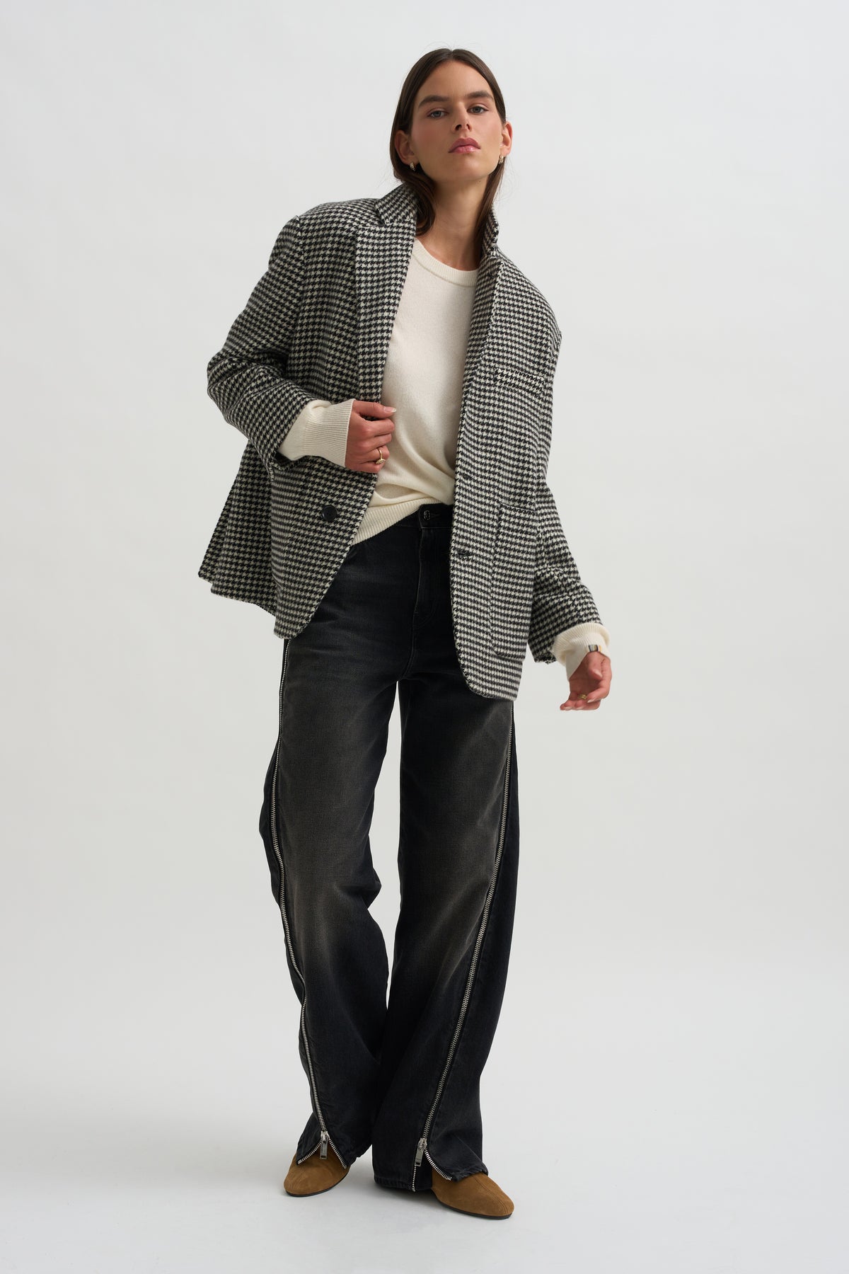 Over Jacket, Black &amp; White