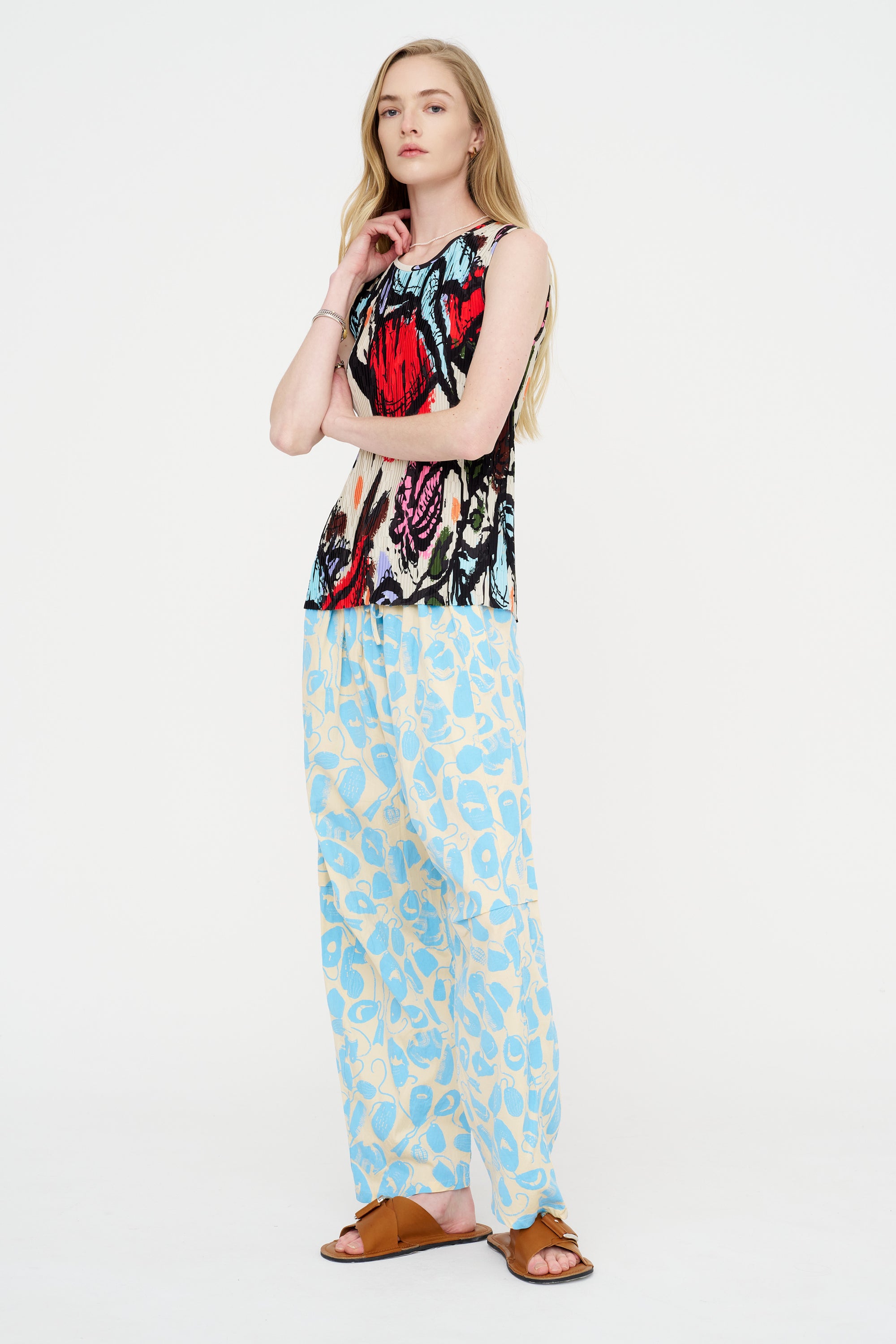 Sleeveless Plissé Top, Carrots