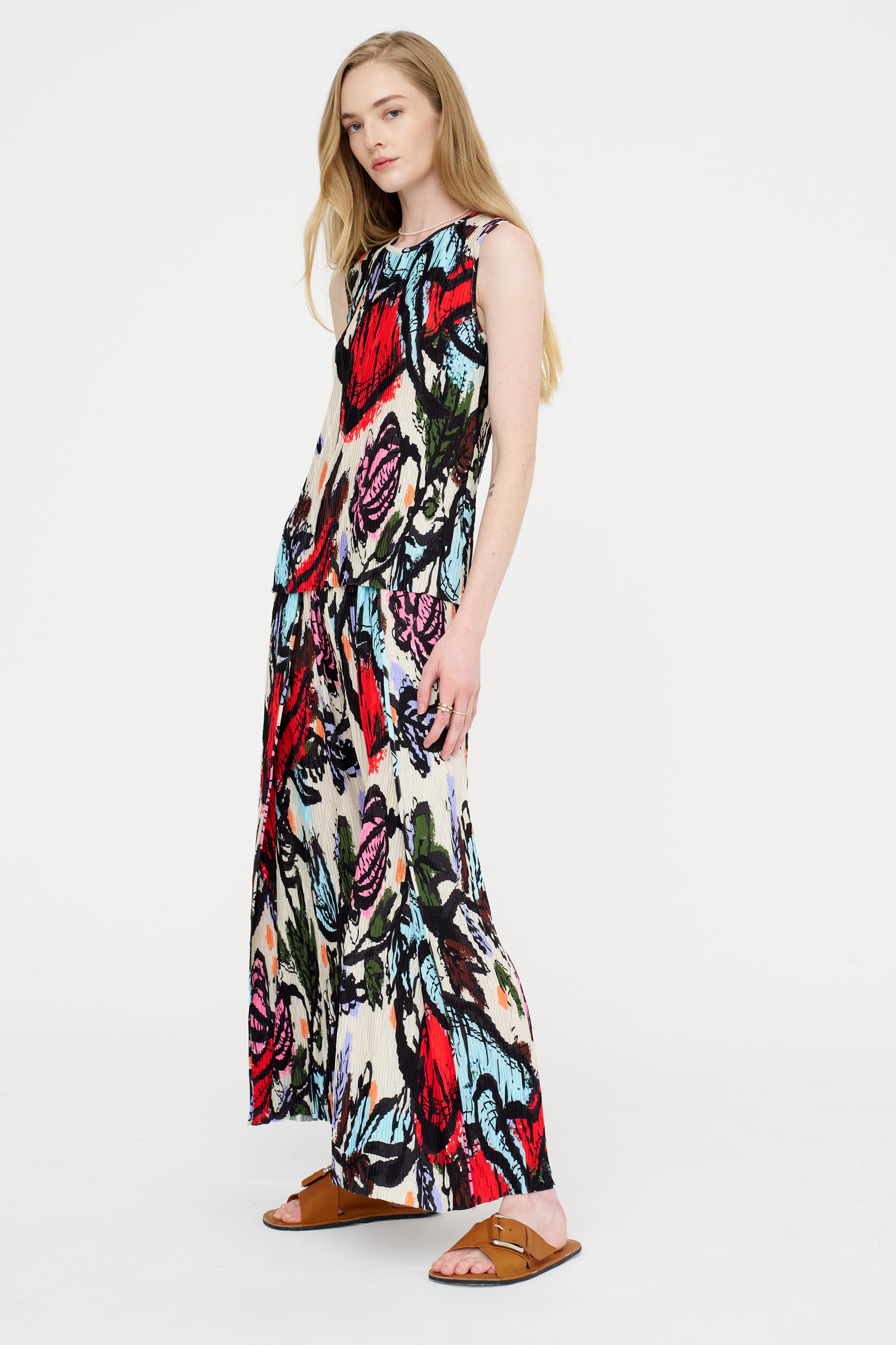 Fold Plissé Pants, Carrots