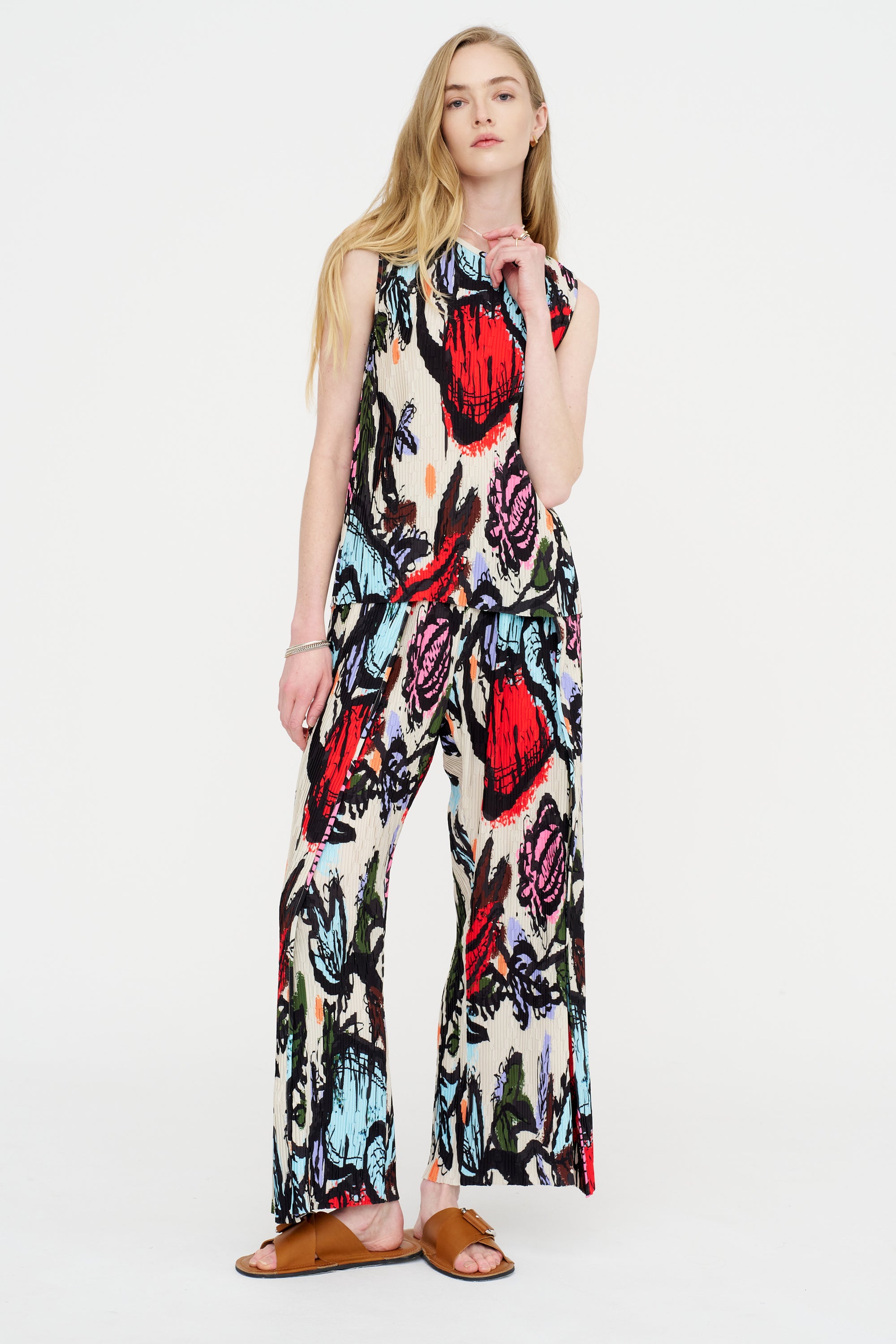 Fold Plissé Pants, Carrots