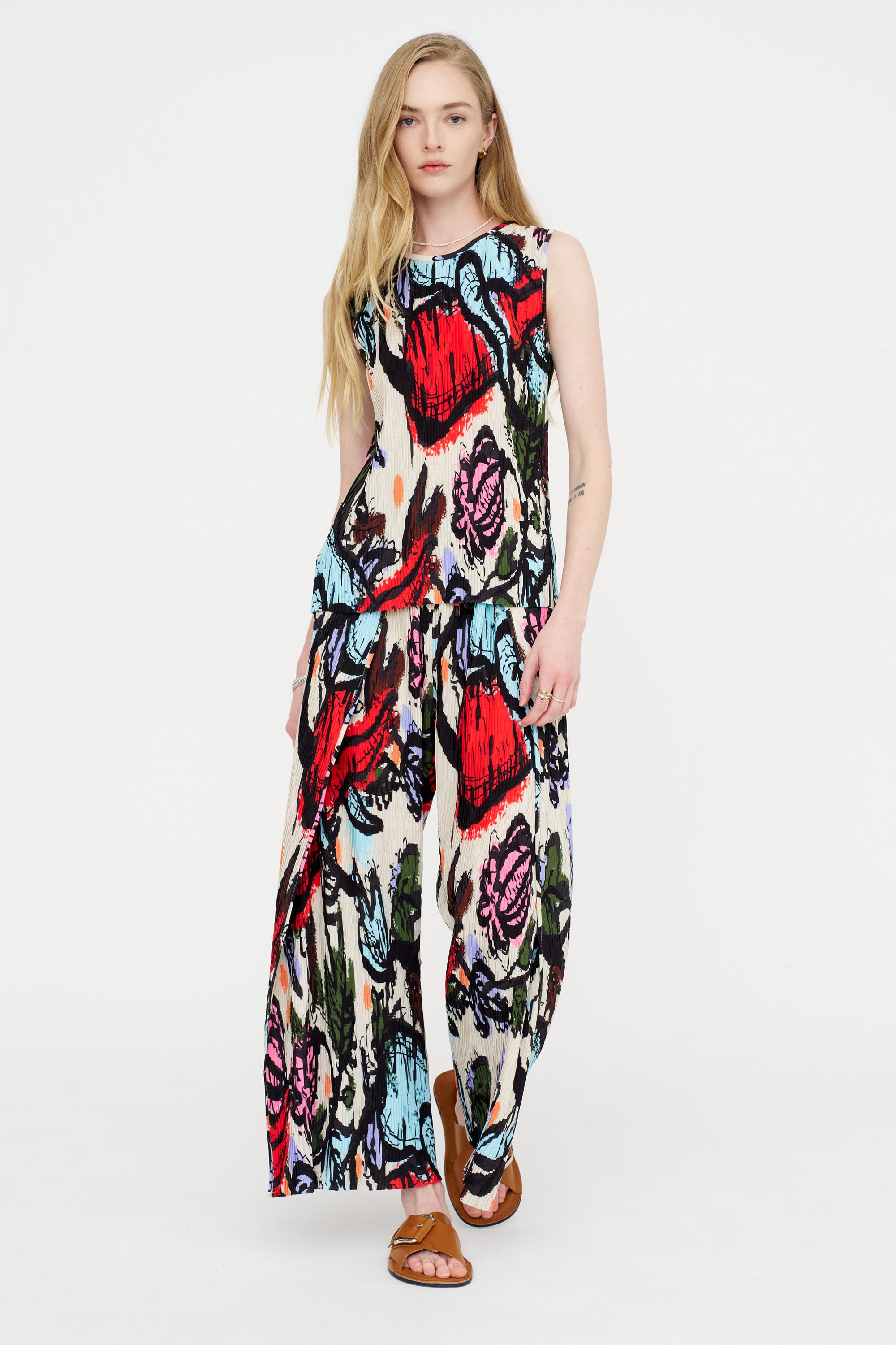 Fold Plissé Pants, Carrots