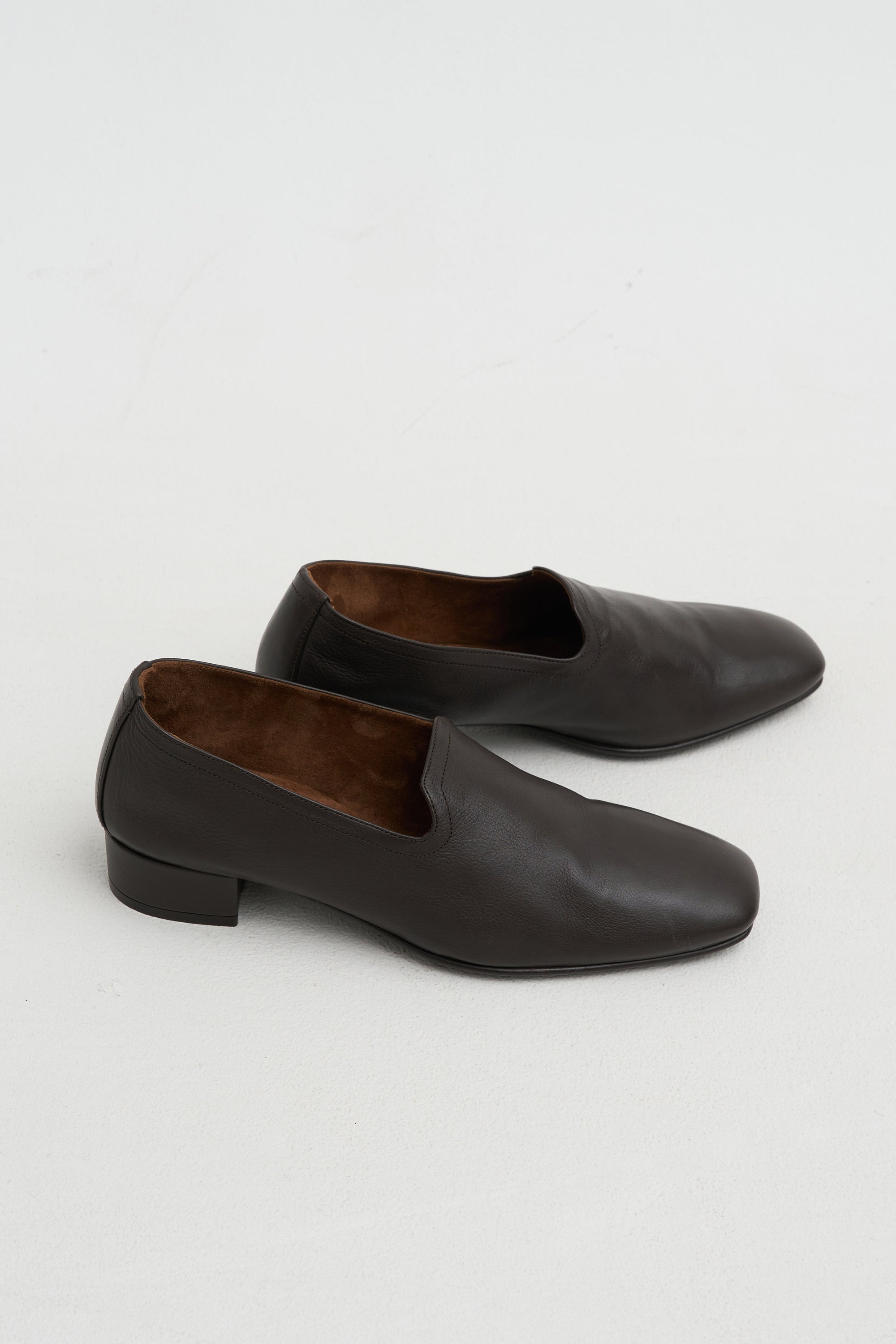 Soft Touch Closed Toe Shoe, Brown