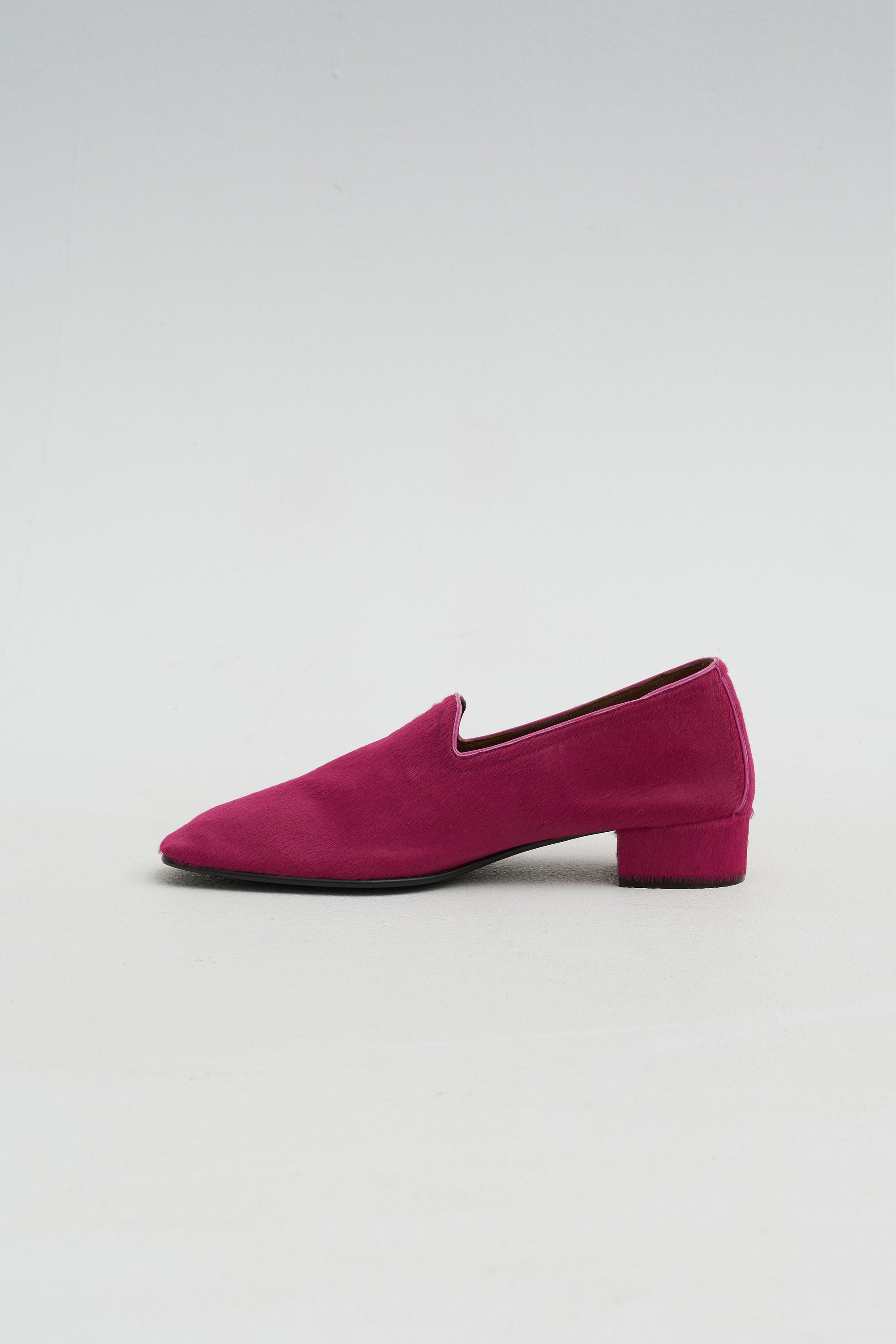 Soft Touch Closed Toe Shoe, Pink