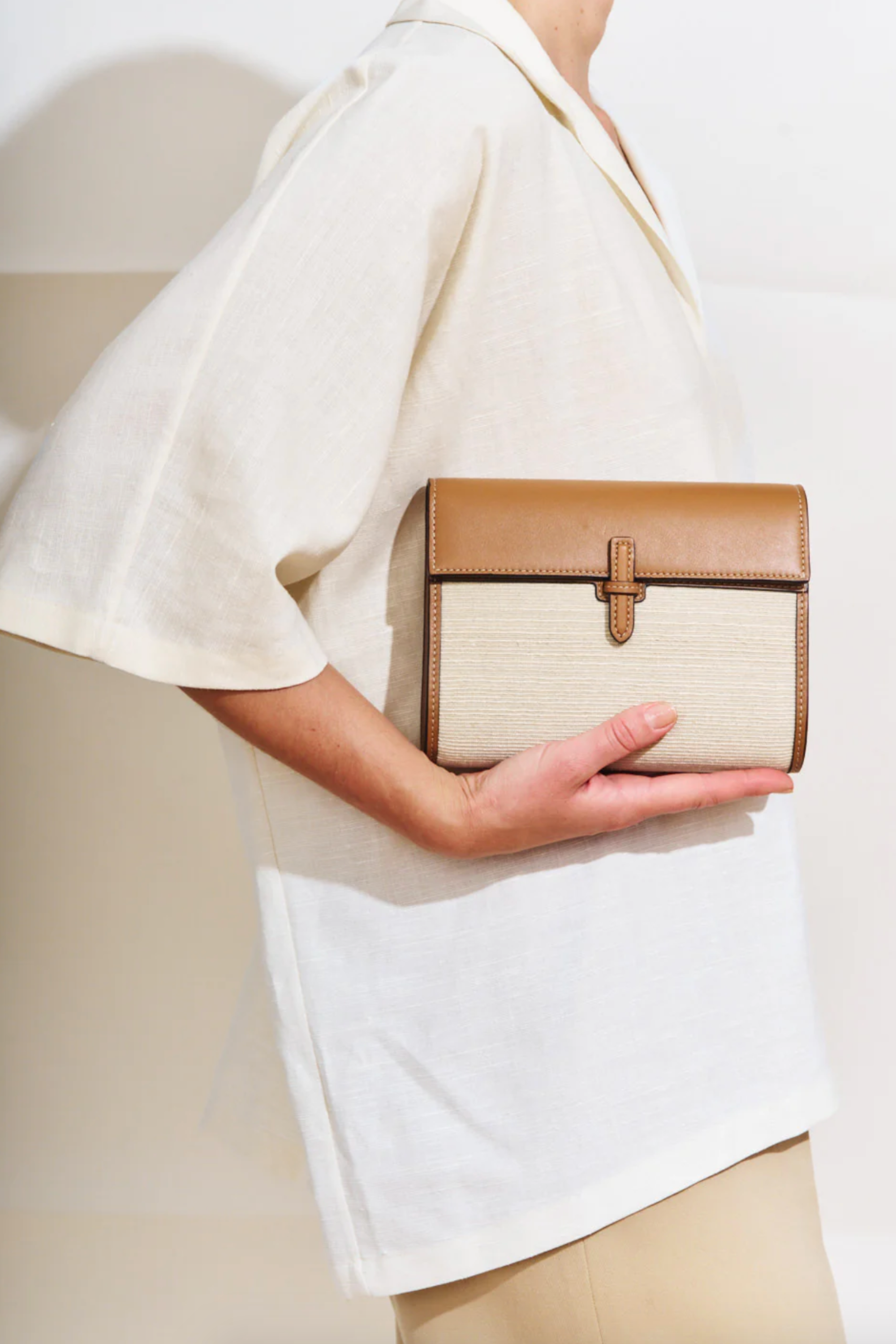 HUNTING SEASON - Small Soft Clutch, Camel Fique