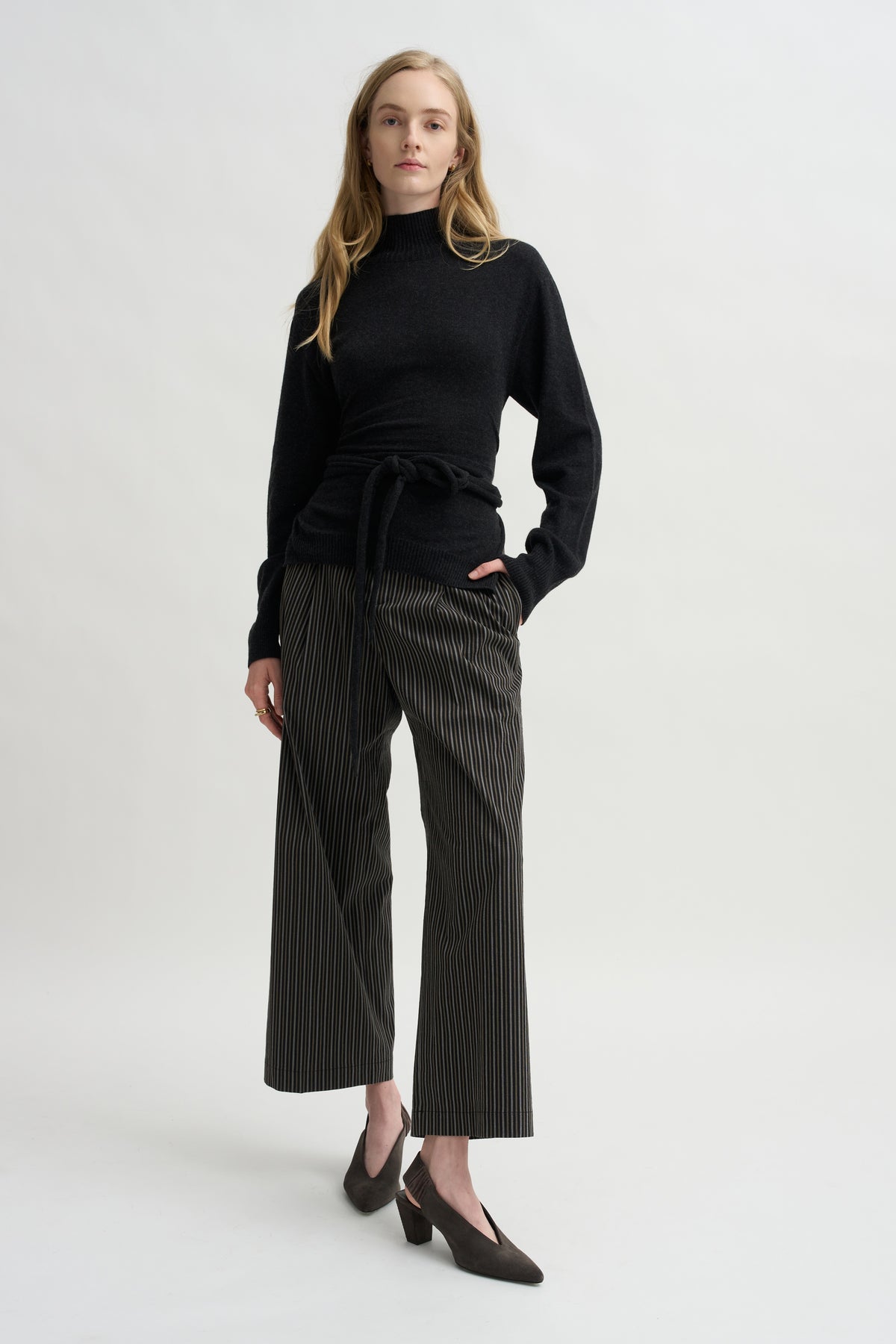 Allow (Stripe), Black Hue