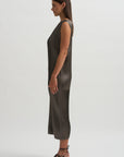 Glossed Panels Pleats, Gray