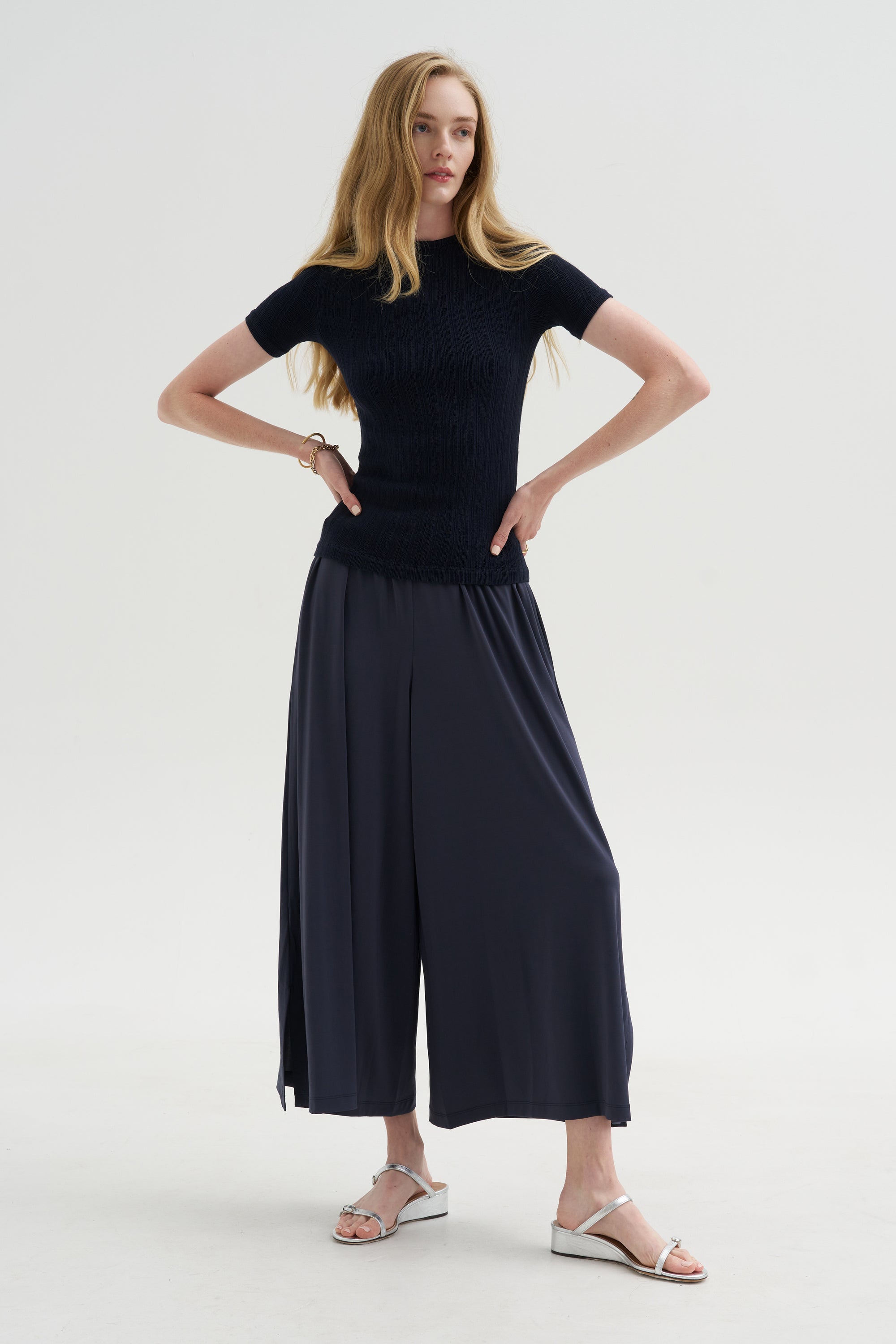 Rill Top, Dark Navy