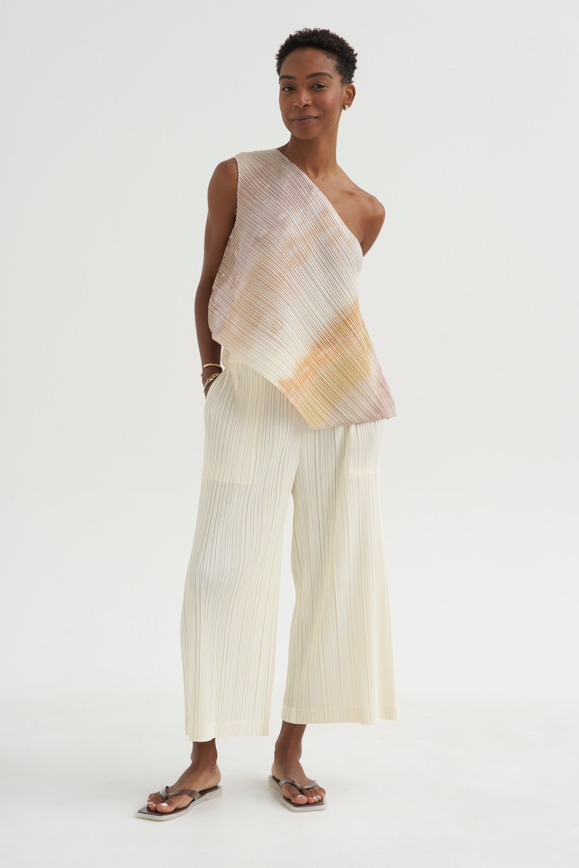 Opaque Bottoms, Off White
