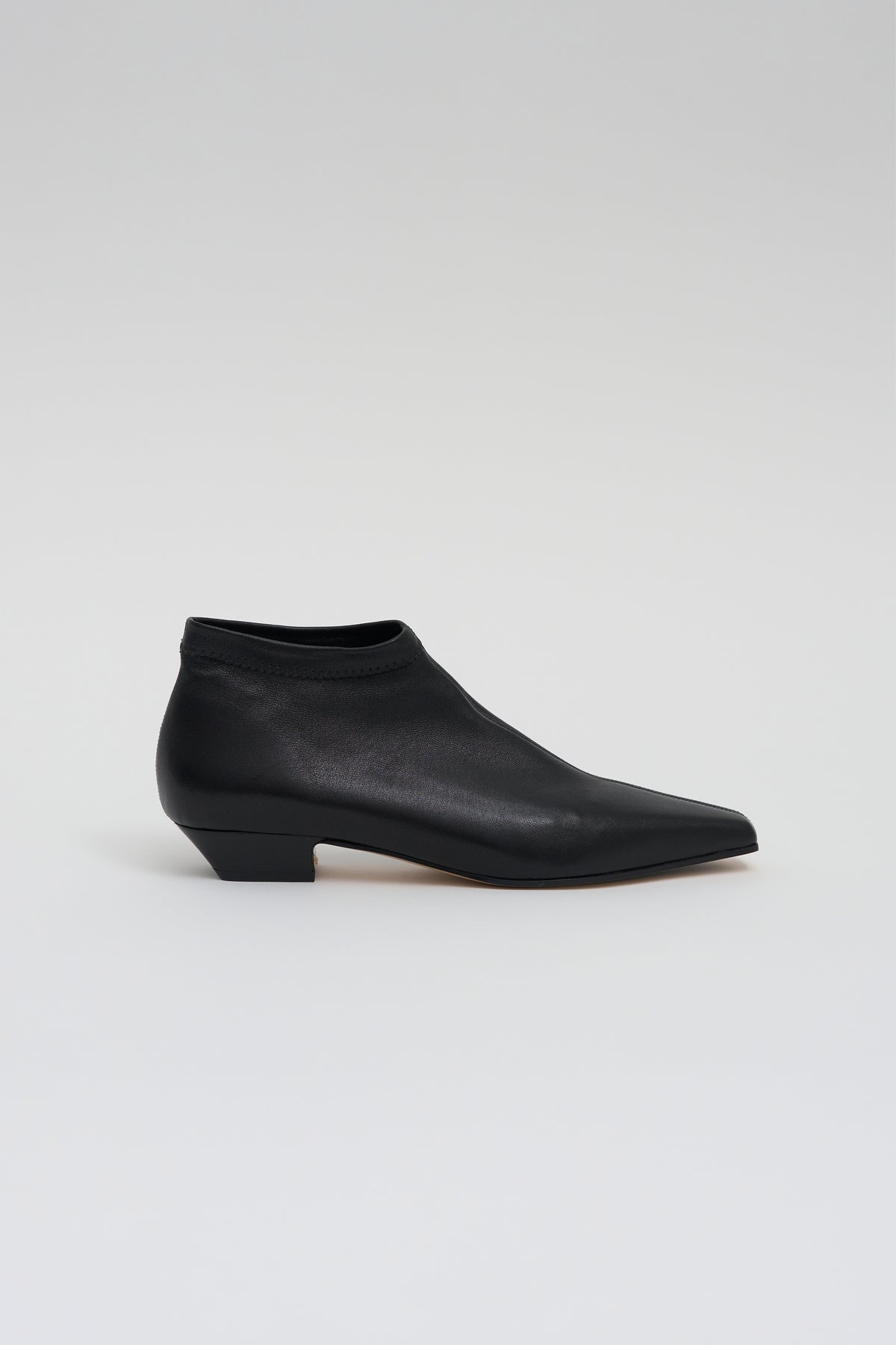 Stretch Low Boot, Black