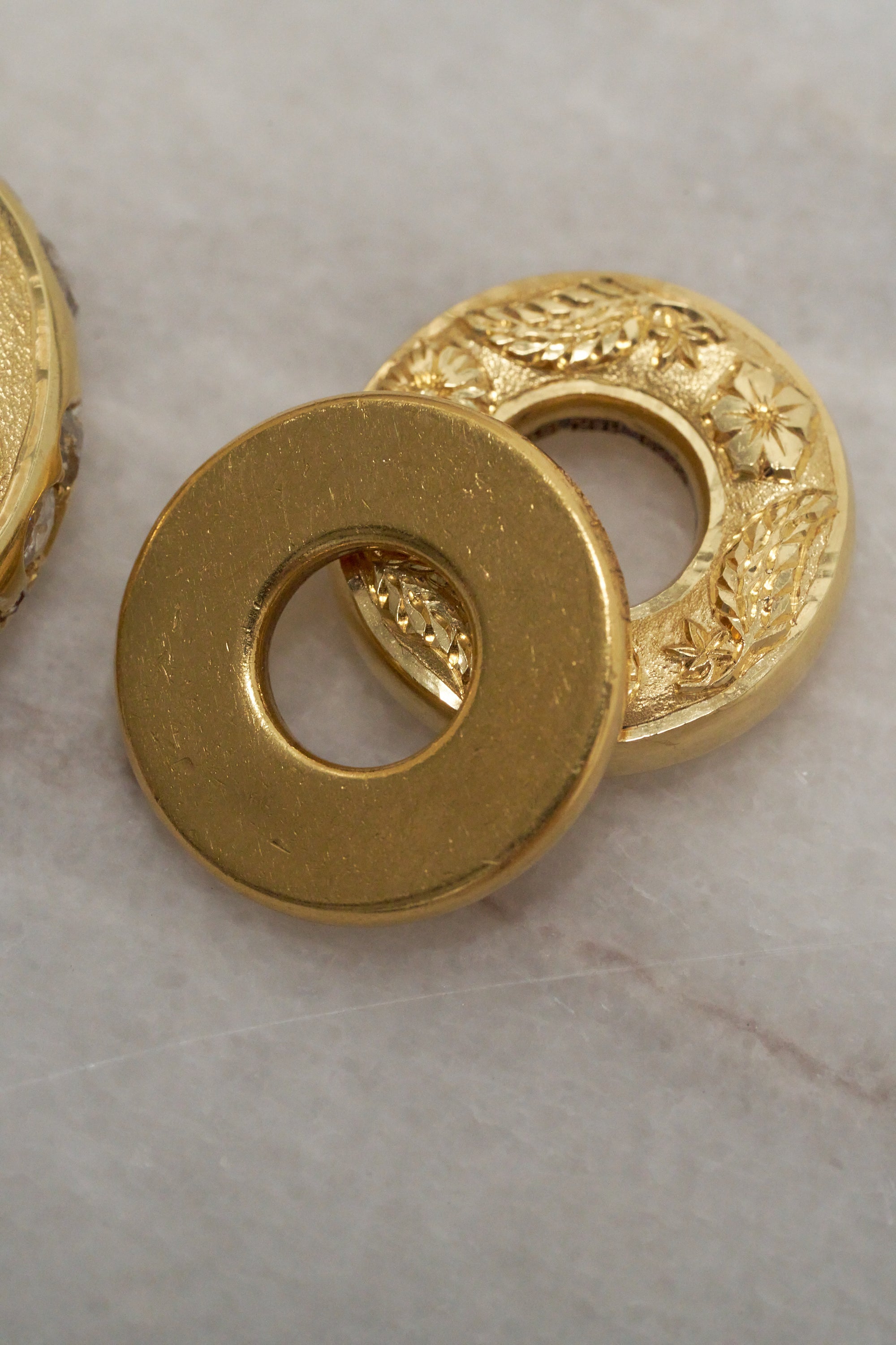 Hag Stone - Slim Mini, Yellow Gold