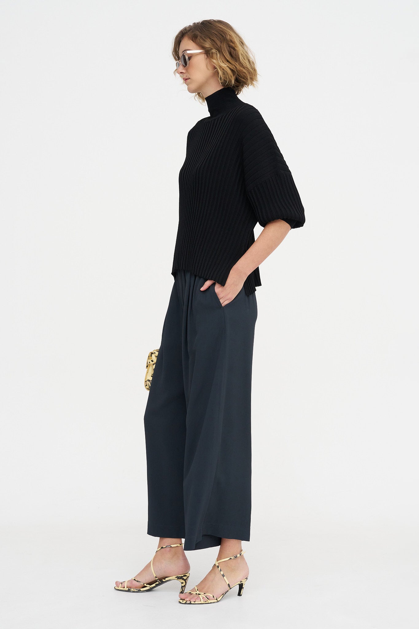 Kassis Sweater, Black