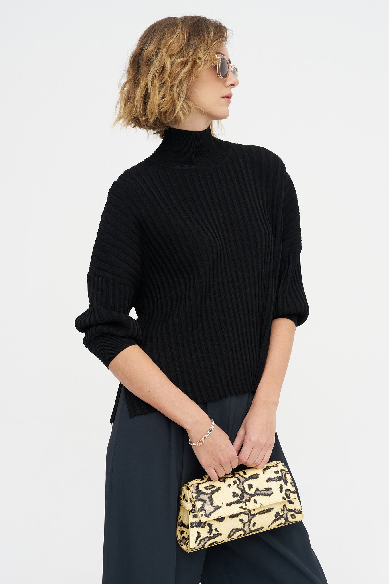 Kassis Sweater, Black