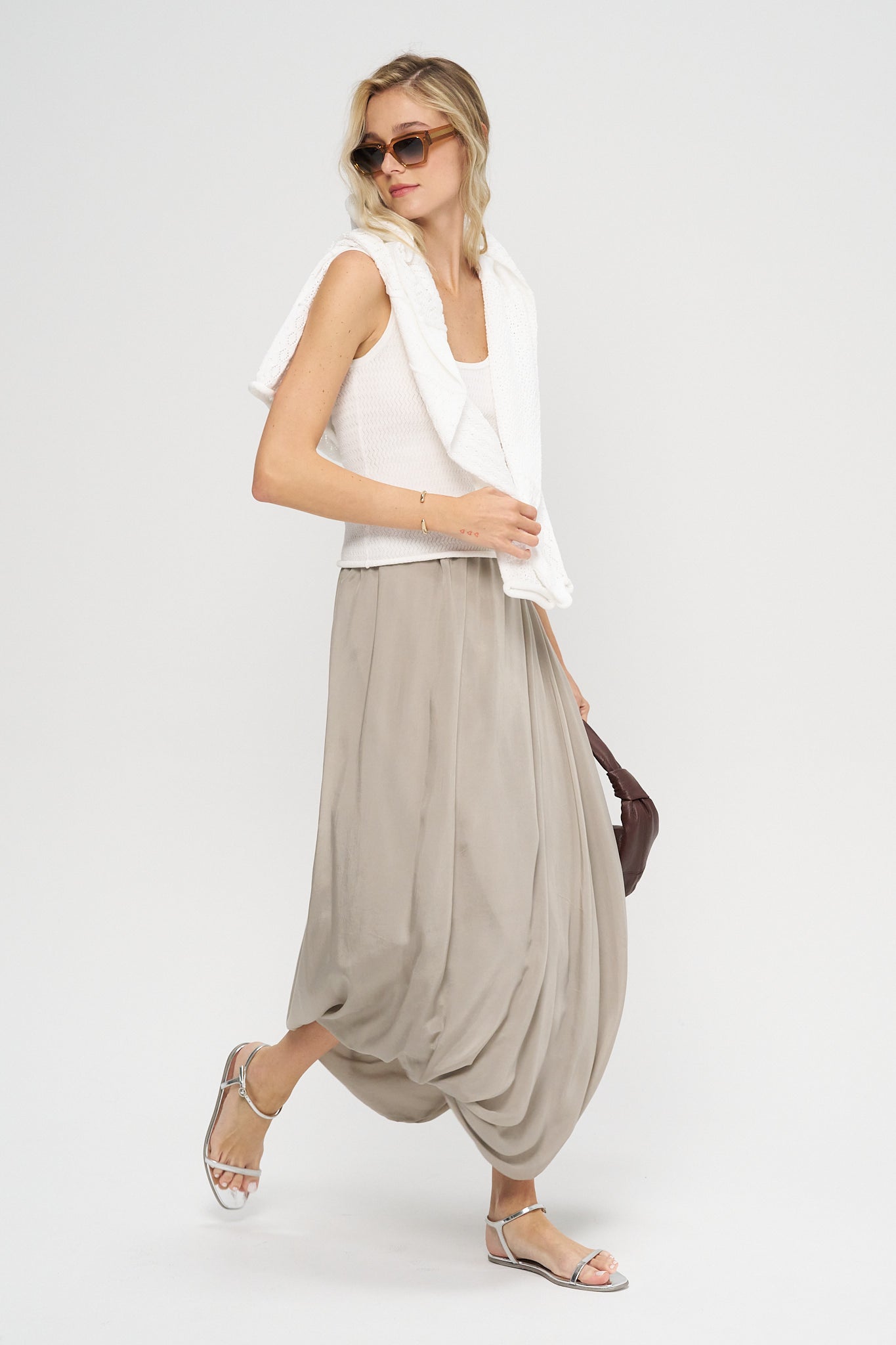 Skirt Balloon, Pewter