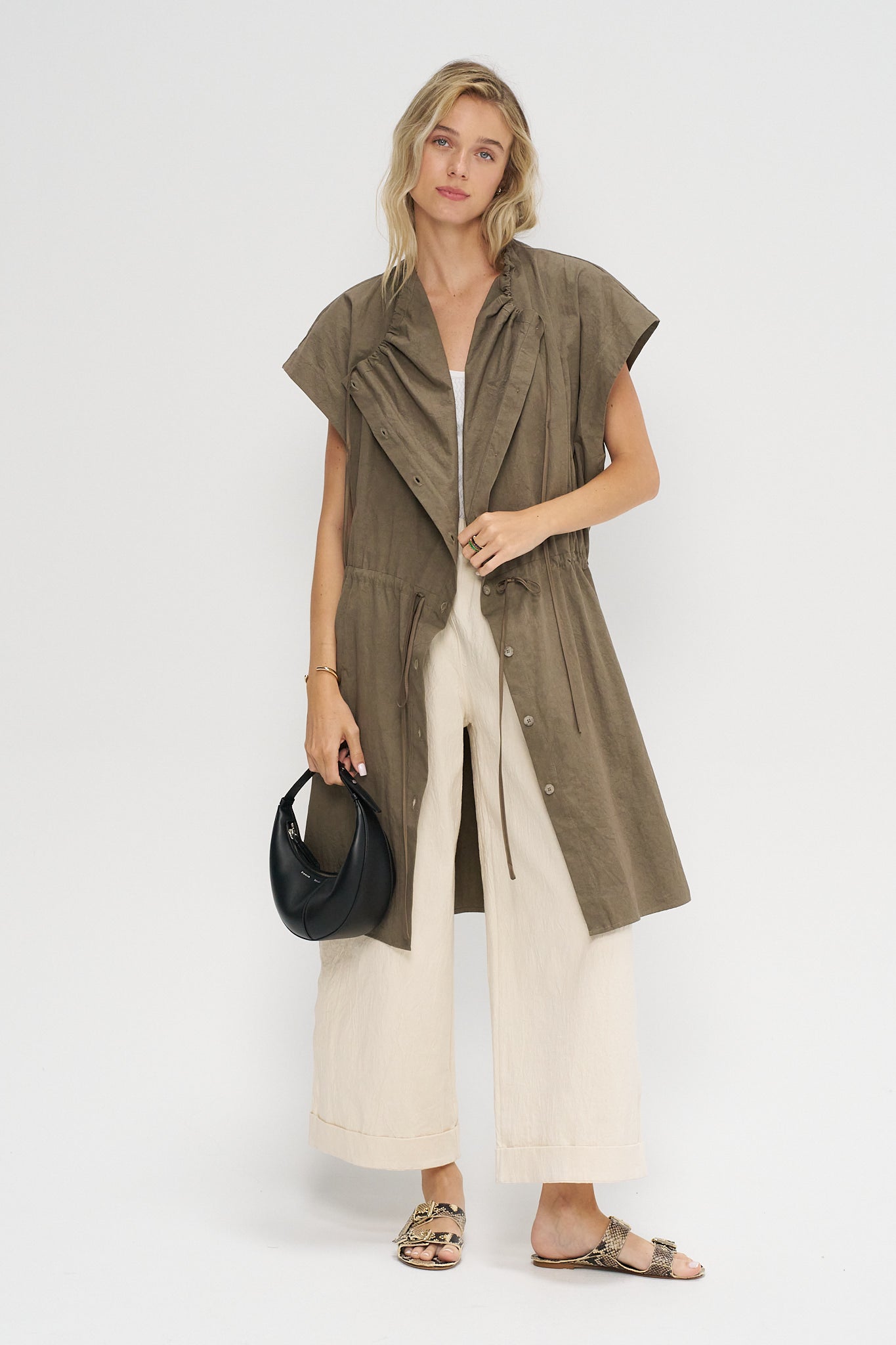 Cowl Gilet, Mole