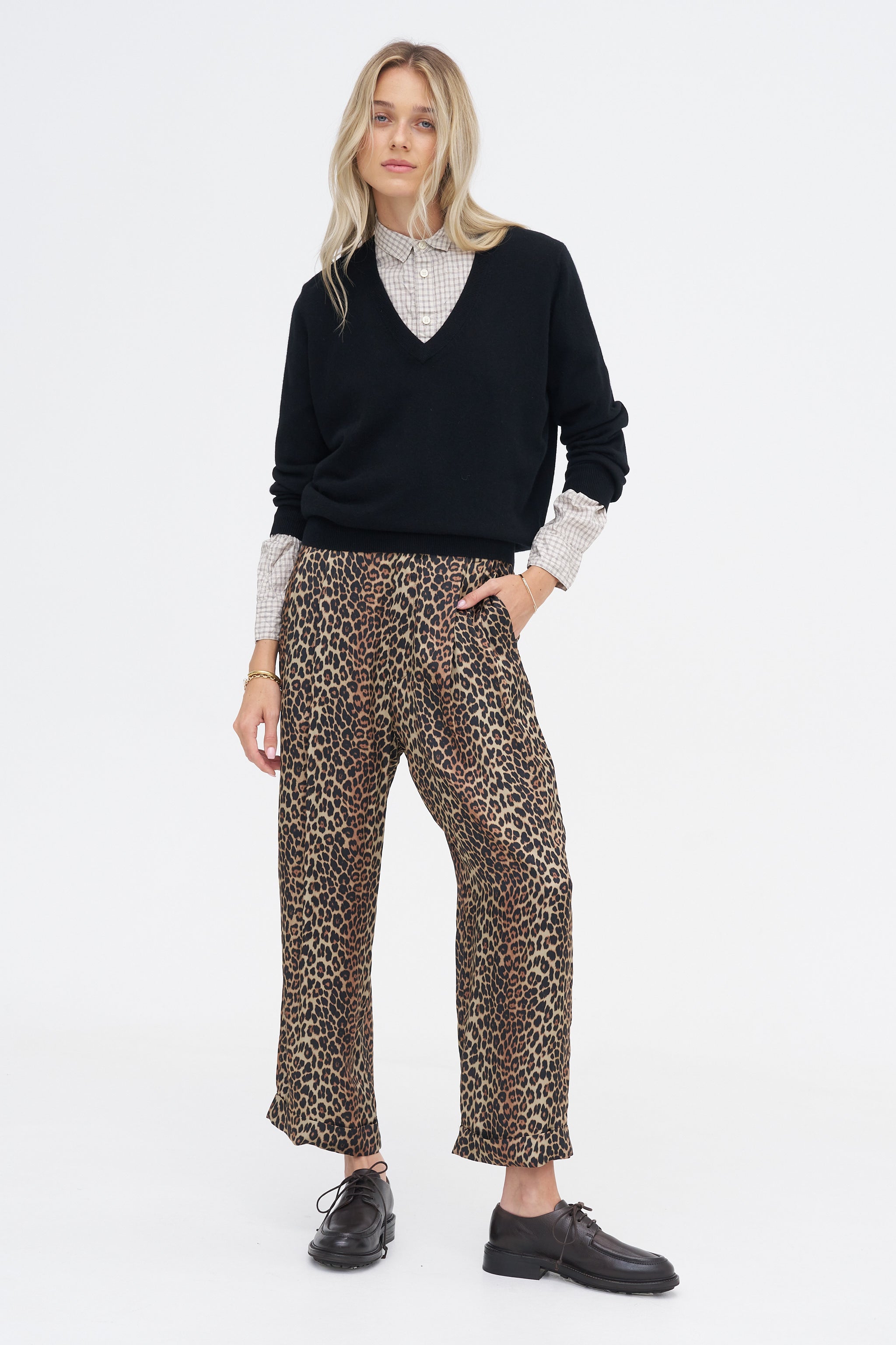 WJ Martin Claire Pant, Leopard – Kick Pleat