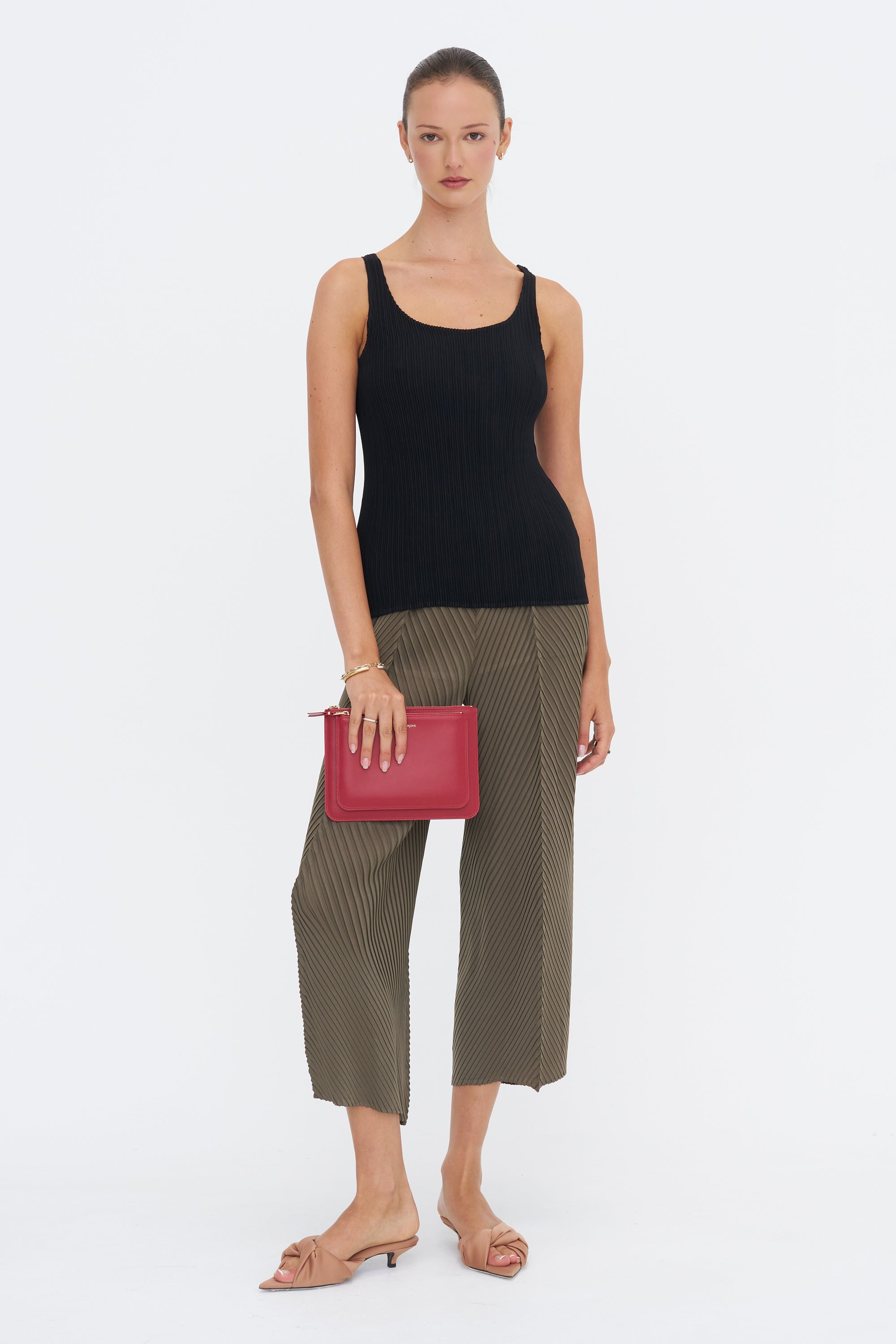 Hatching Pleats Top, Black